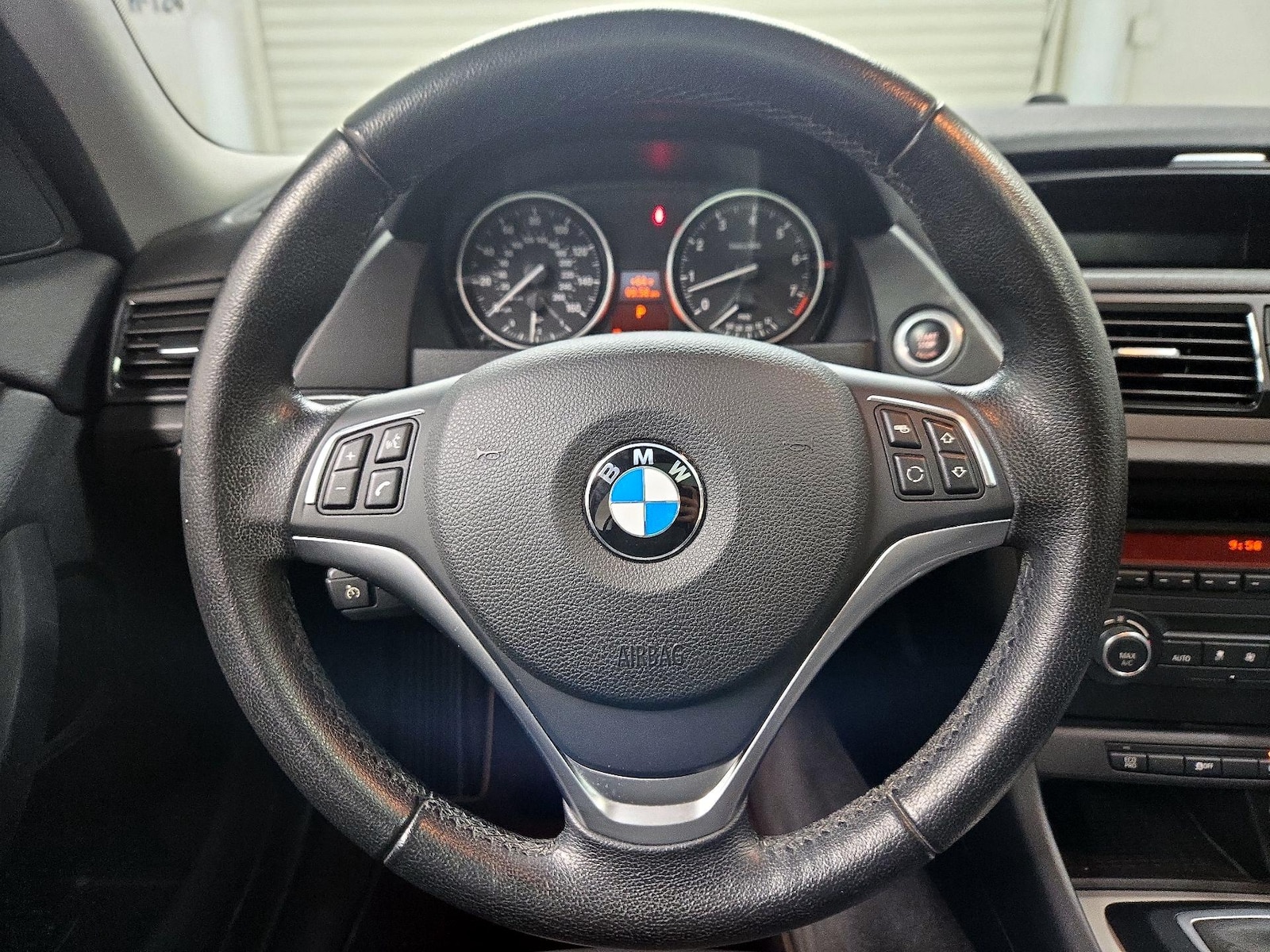 2015 BMW X1 28i - Photo 11