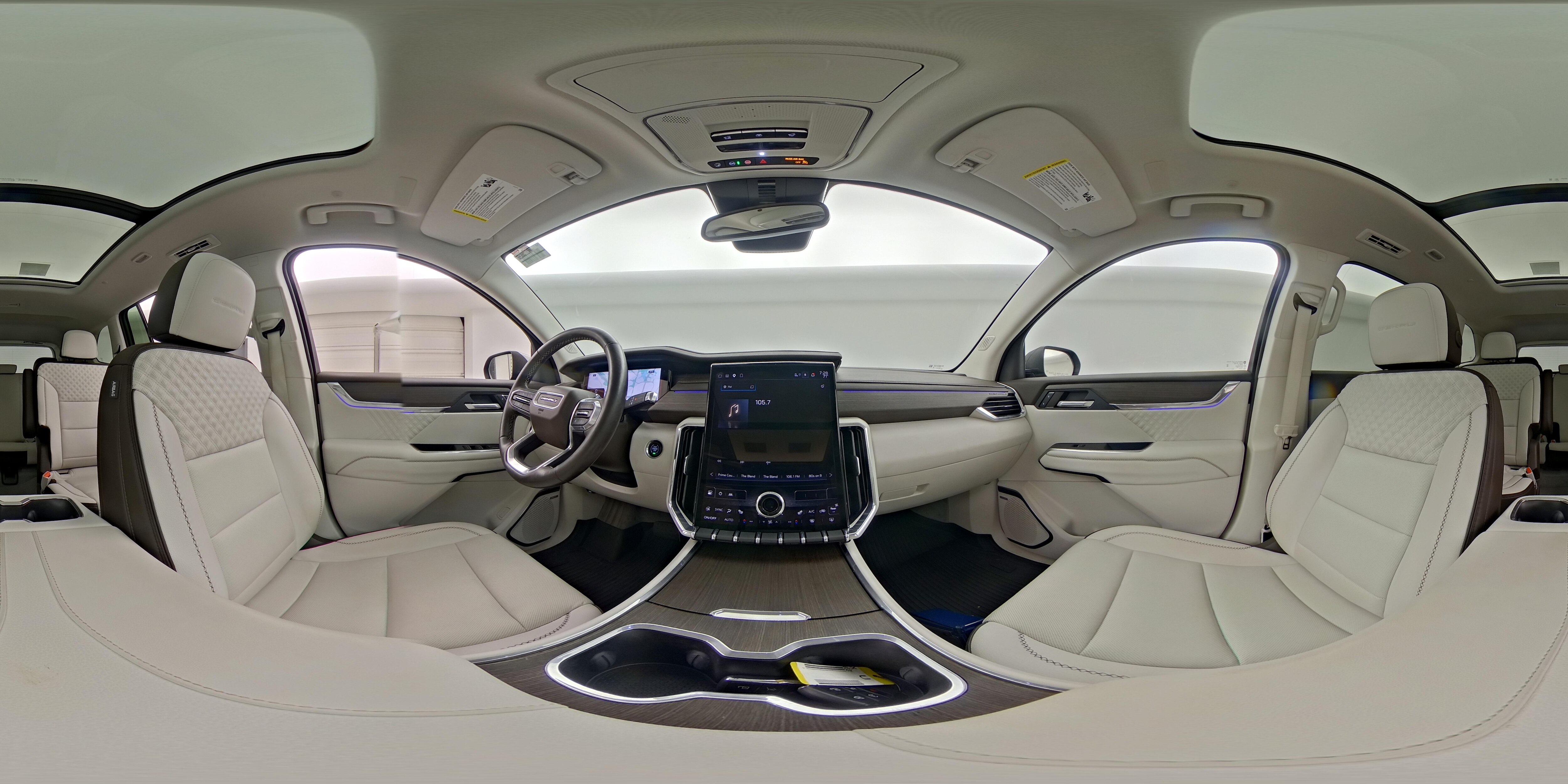 2024 GMC Acadia Denali - Photo 29
