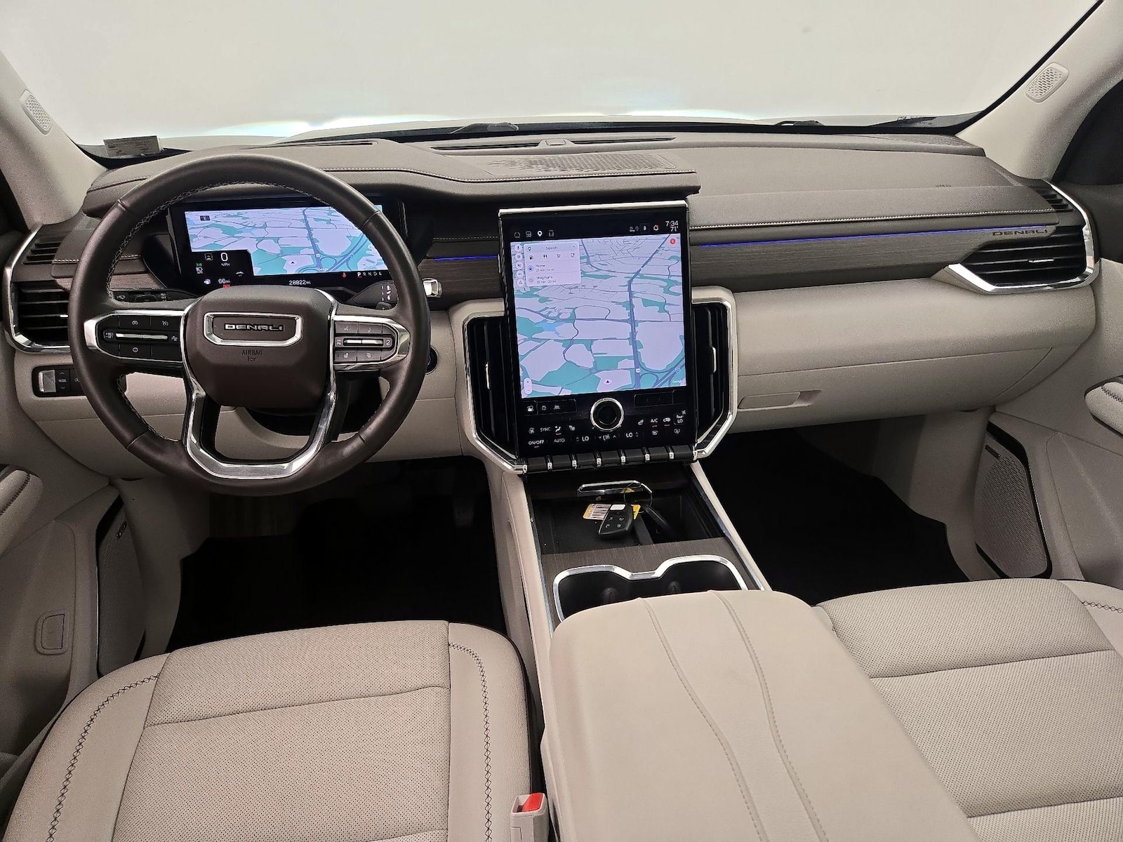 2024 GMC Acadia Denali - Photo 10