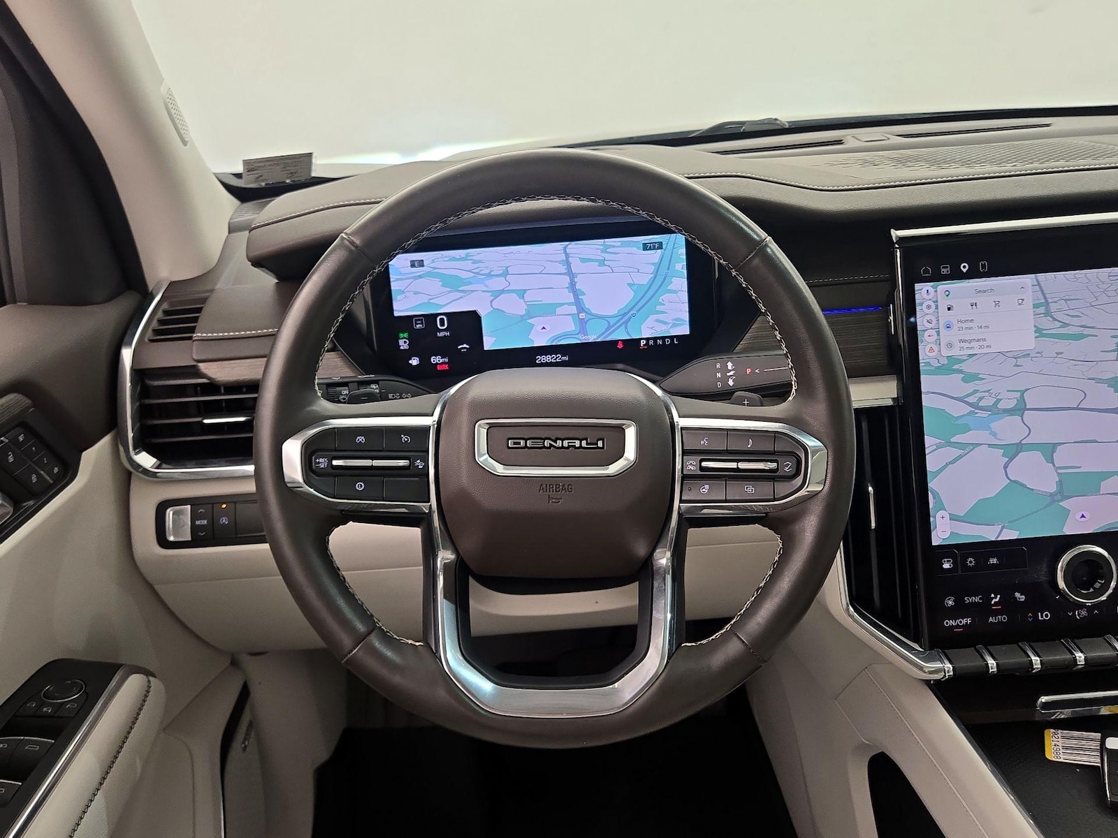 2024 GMC Acadia Denali - Photo 11