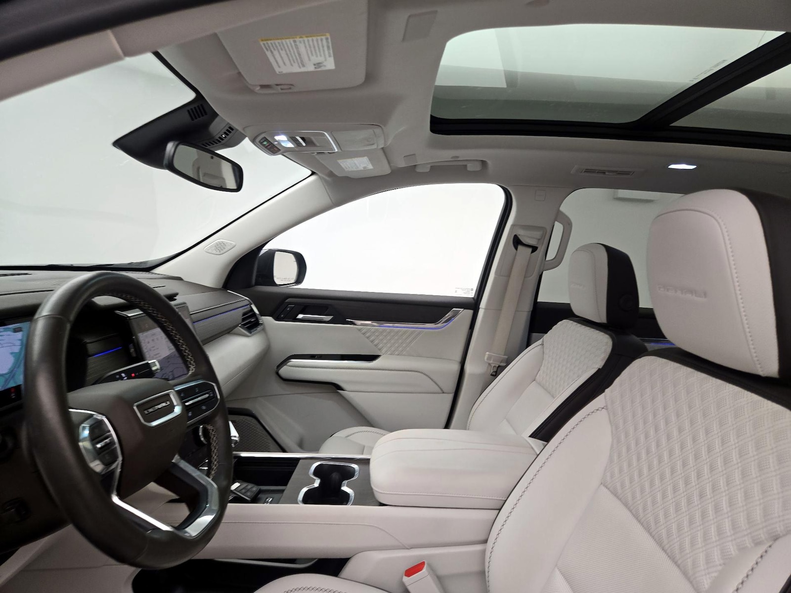 2024 GMC Acadia Denali - Photo 21