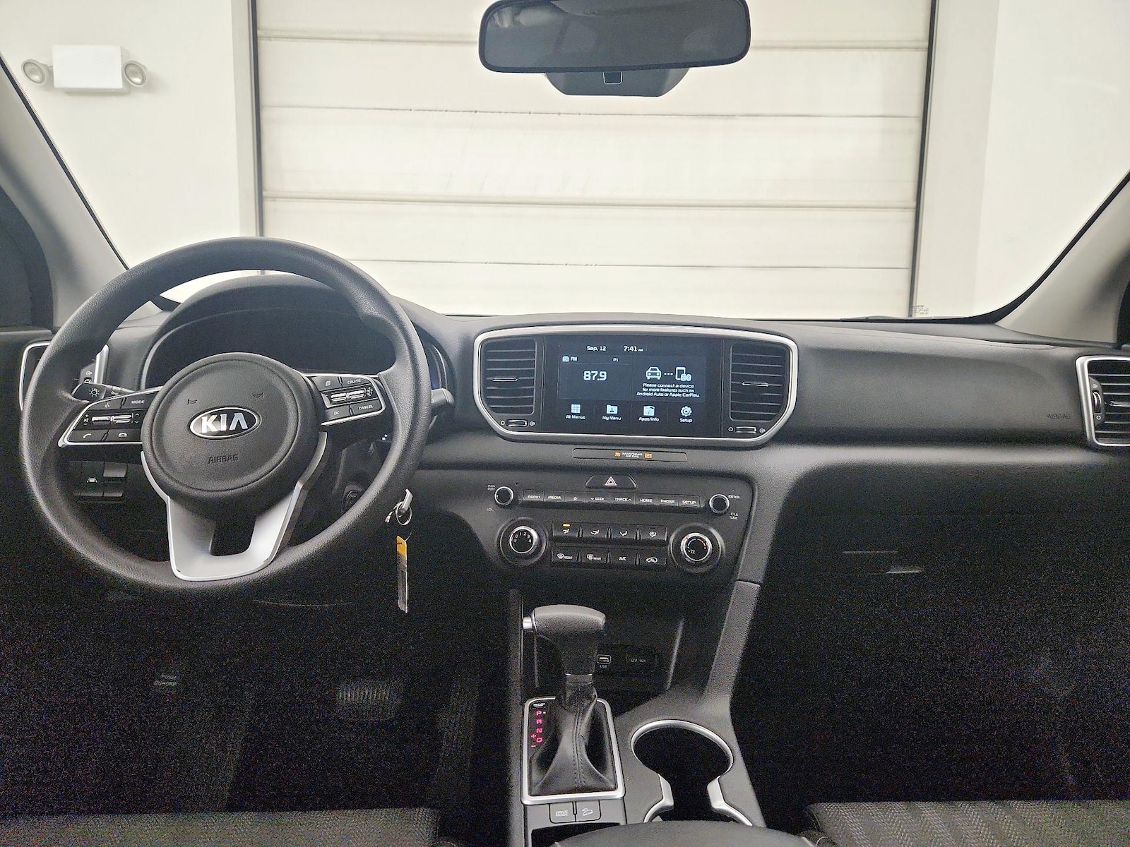 2021 Kia Sportage LX - Photo 10