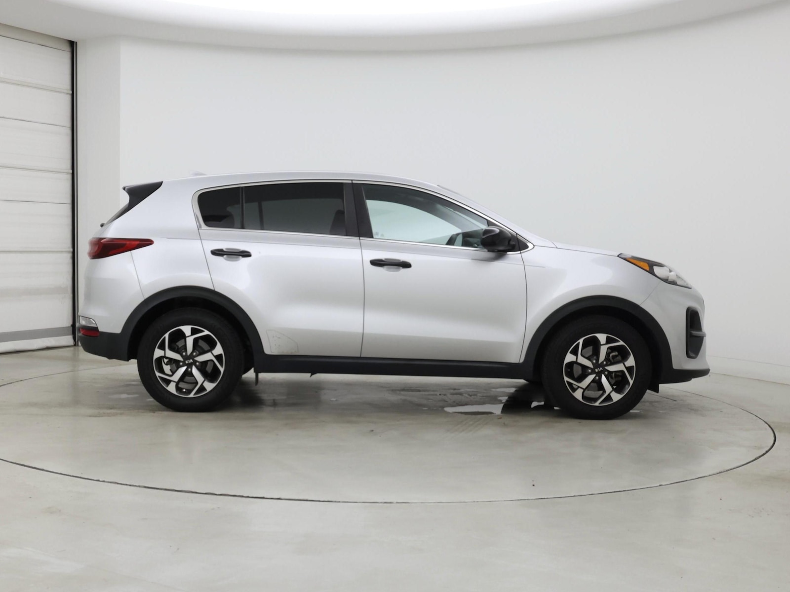 2021 Kia Sportage LX - Photo 8