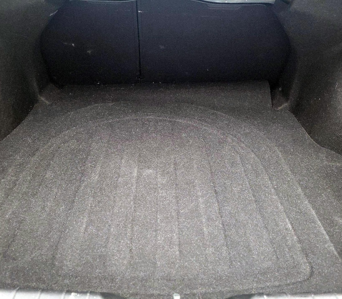 Trunk/Cargo (Seats Up)