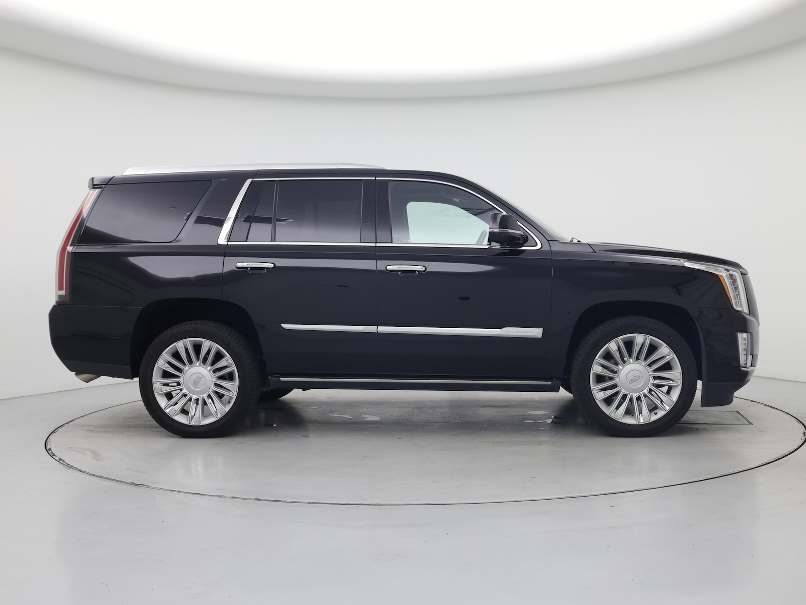 2018 Cadillac Escalade Platinum - Photo 8
