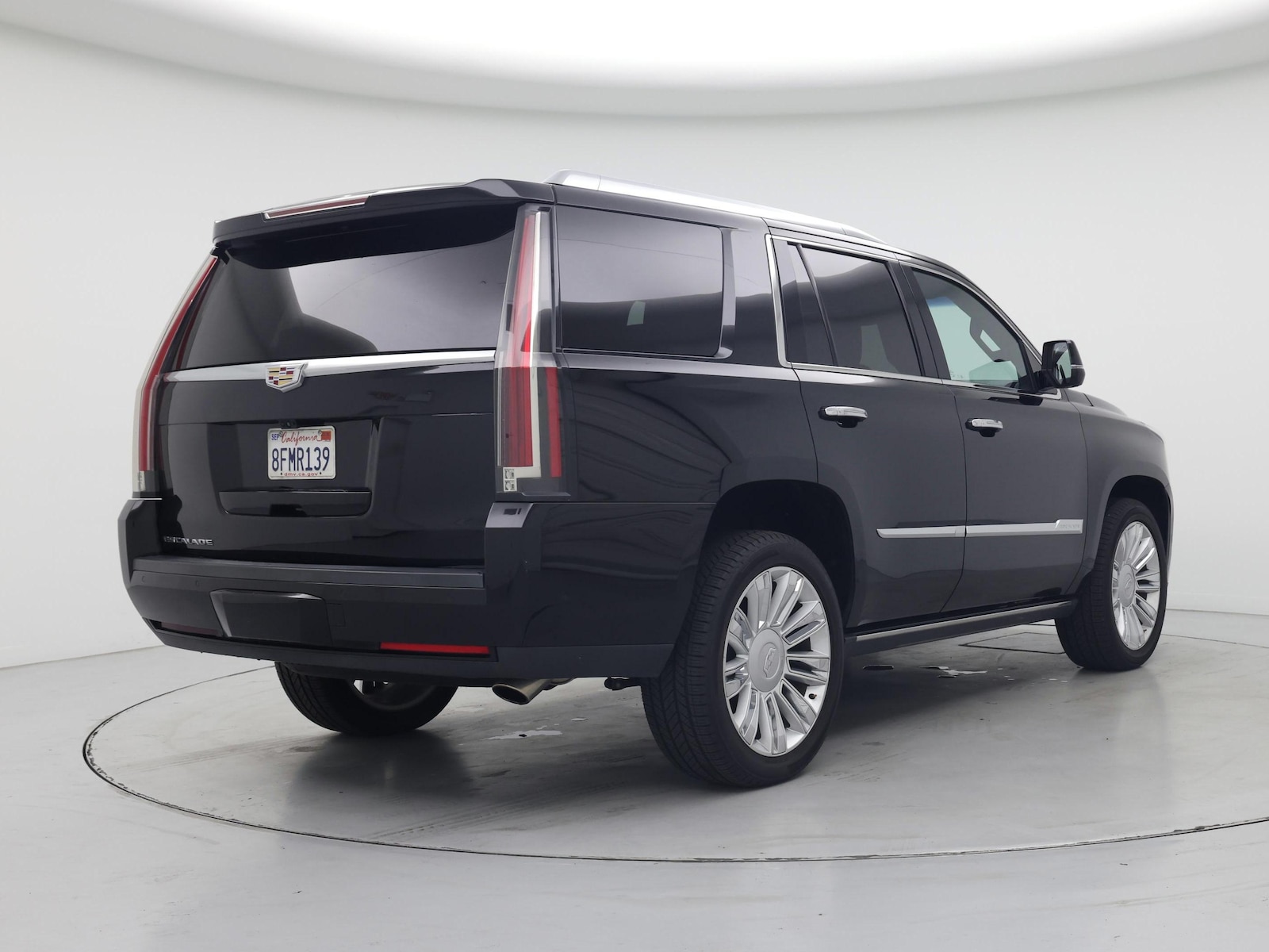 2018 Cadillac Escalade Platinum - Photo 9