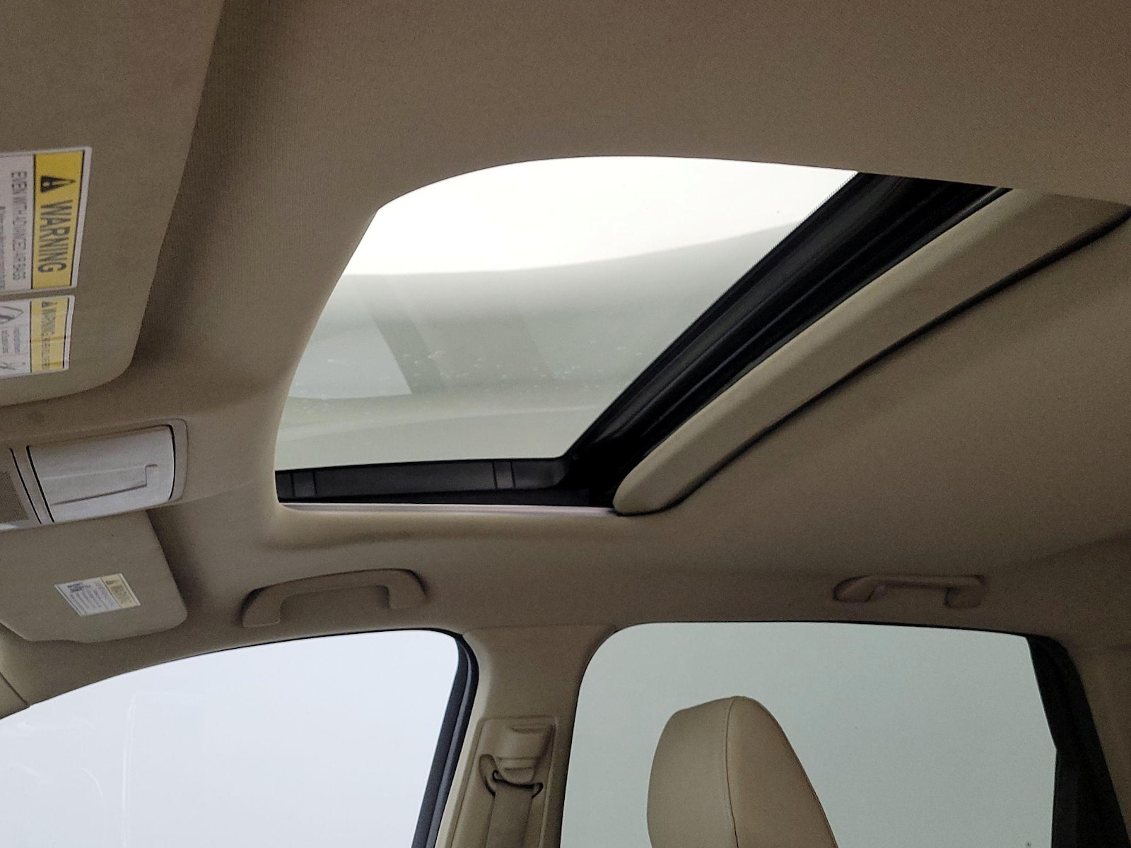 Sunroof(s) & Overhead Airbags