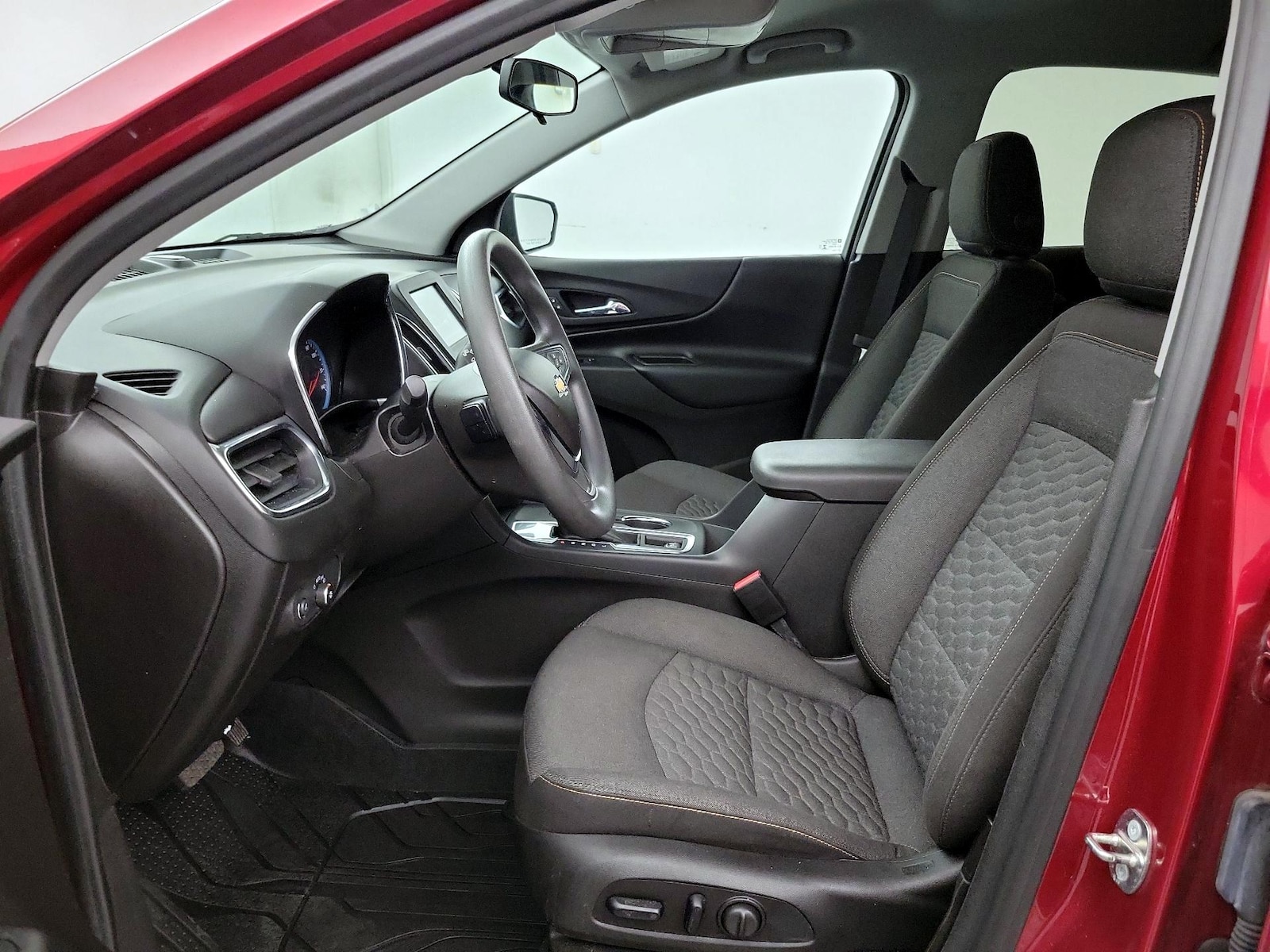 Power Seat(s) & Side Airbags