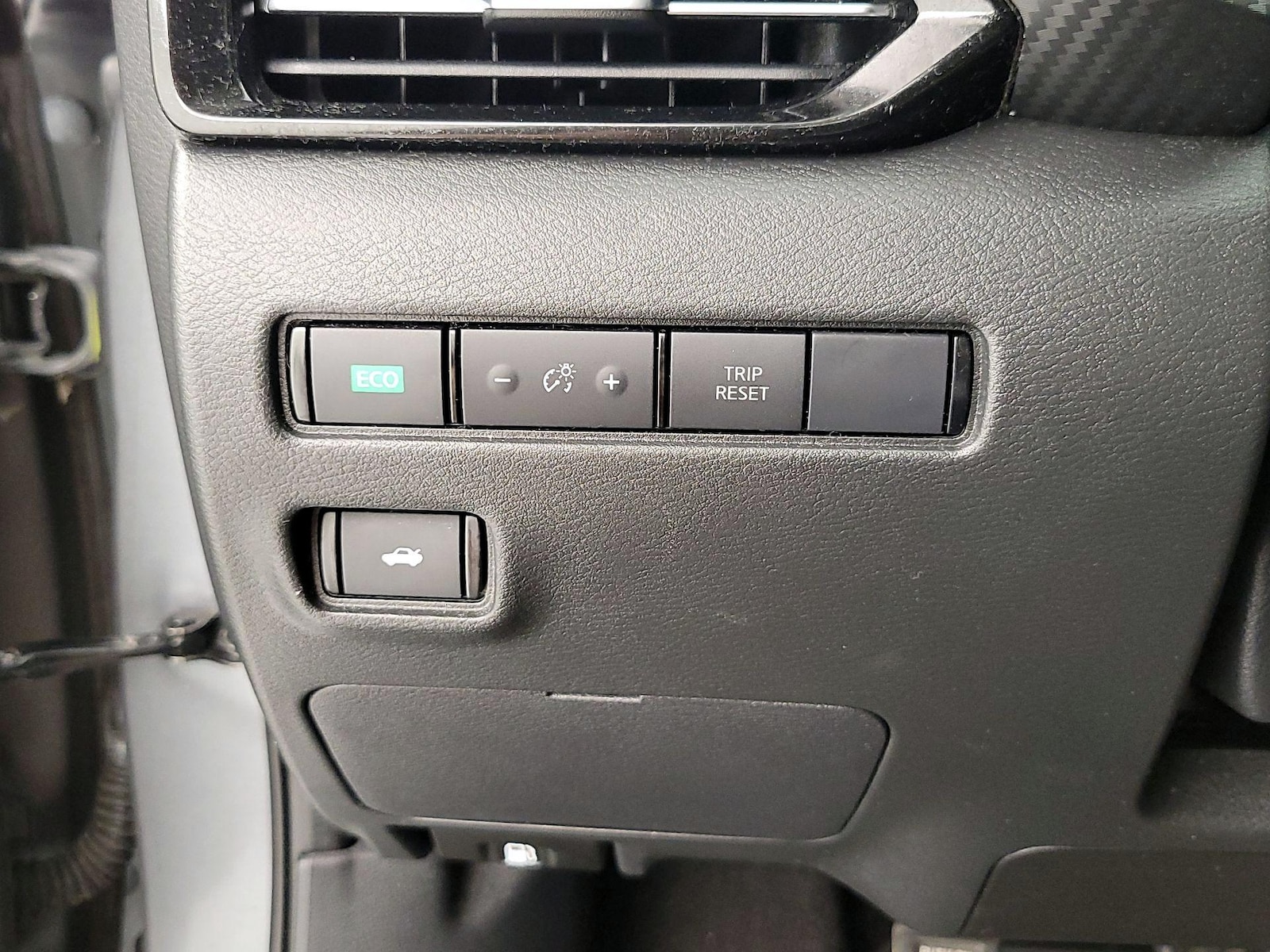 2020 Nissan Sentra SR - Photo 14