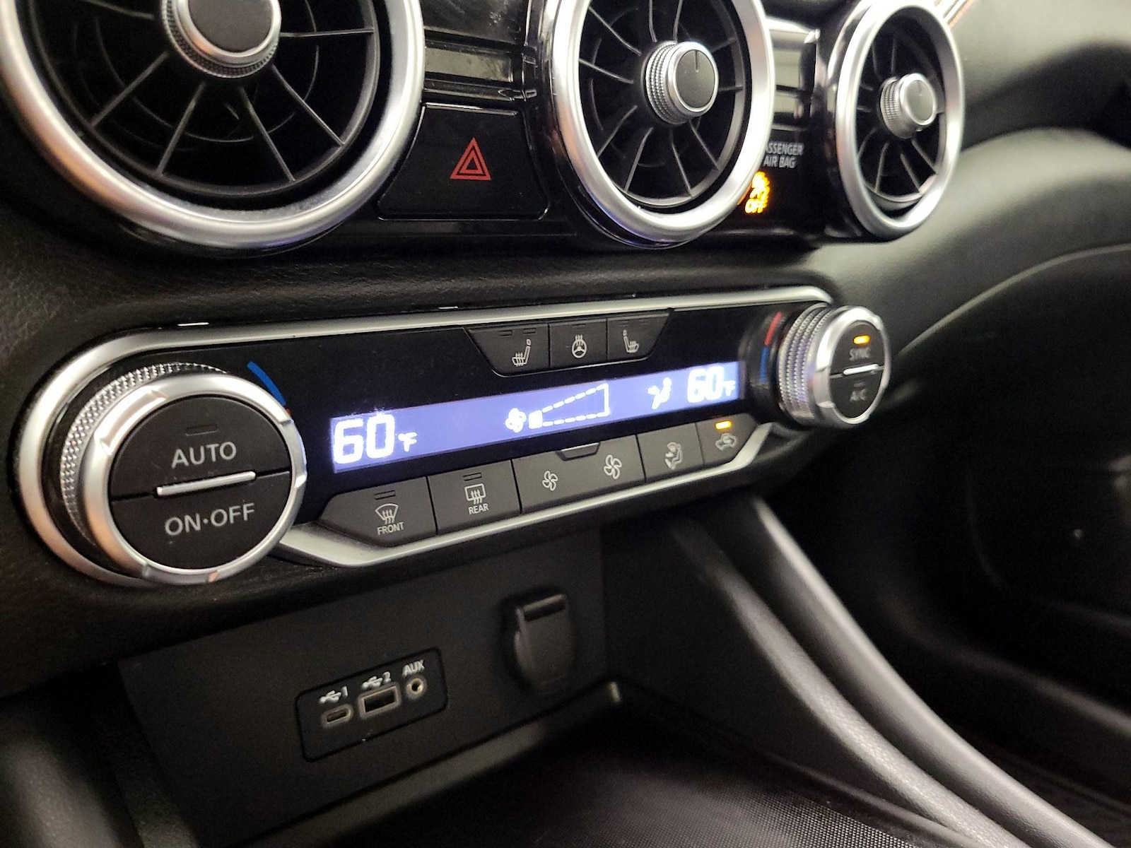 2020 Nissan Sentra SR - Photo 17