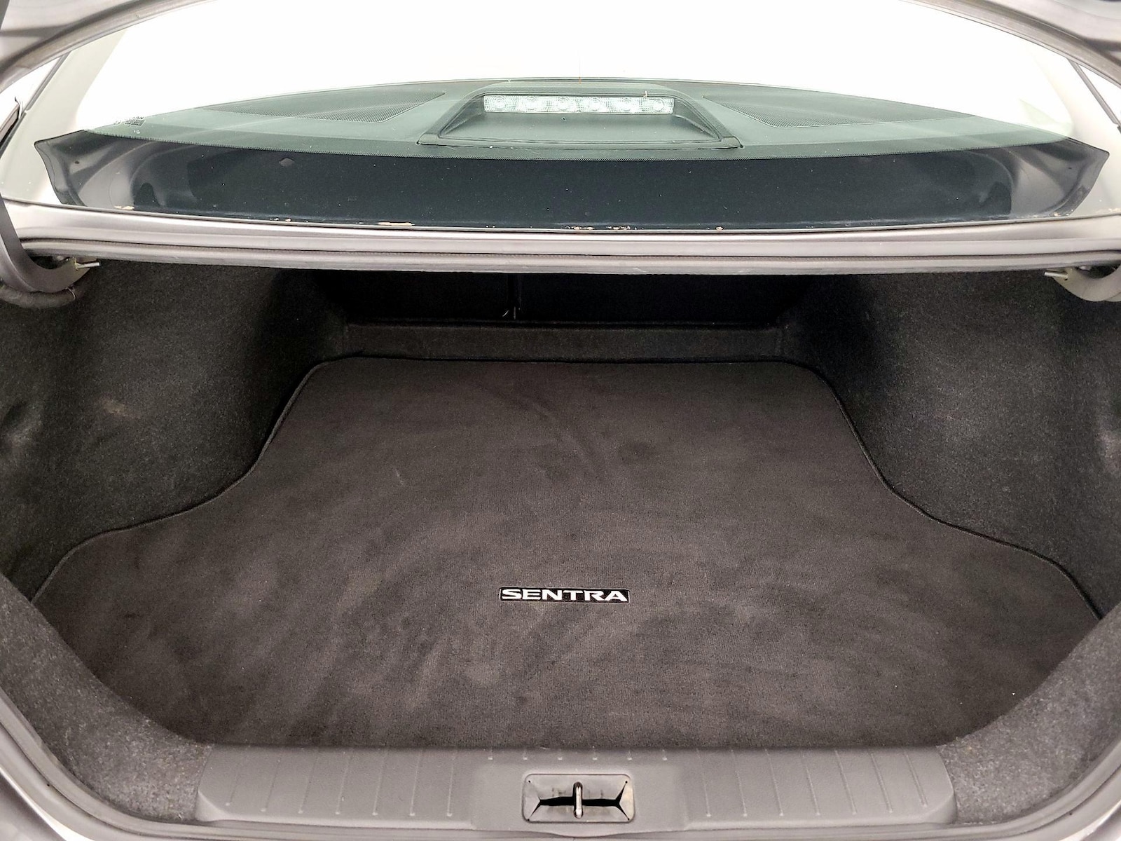 2020 Nissan Sentra SR - Photo 22