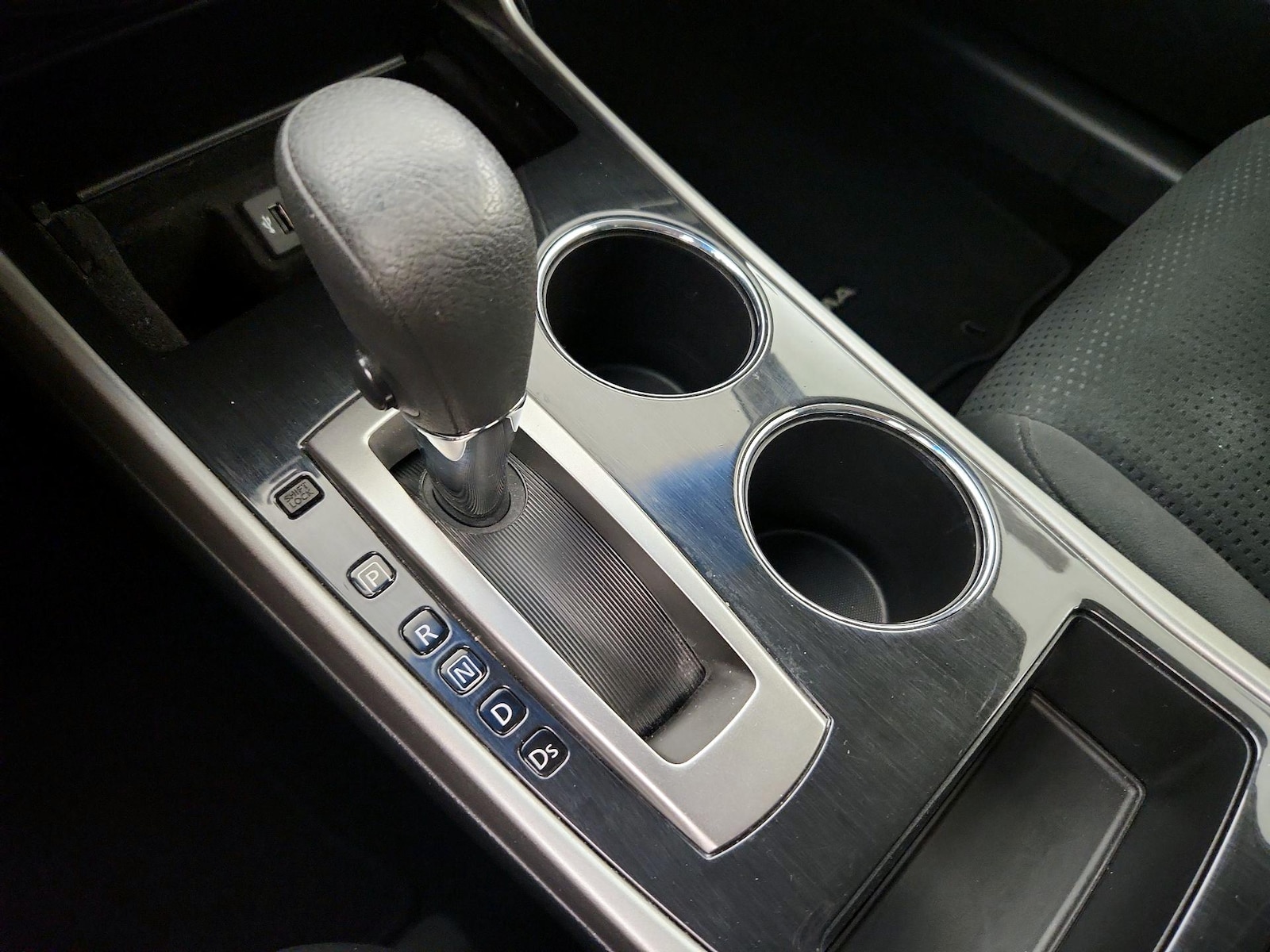 2014 Nissan Altima SV - Photo 18
