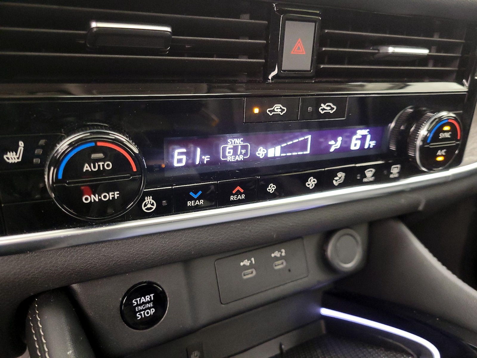 2024 Nissan Rogue Platinum - Photo 17