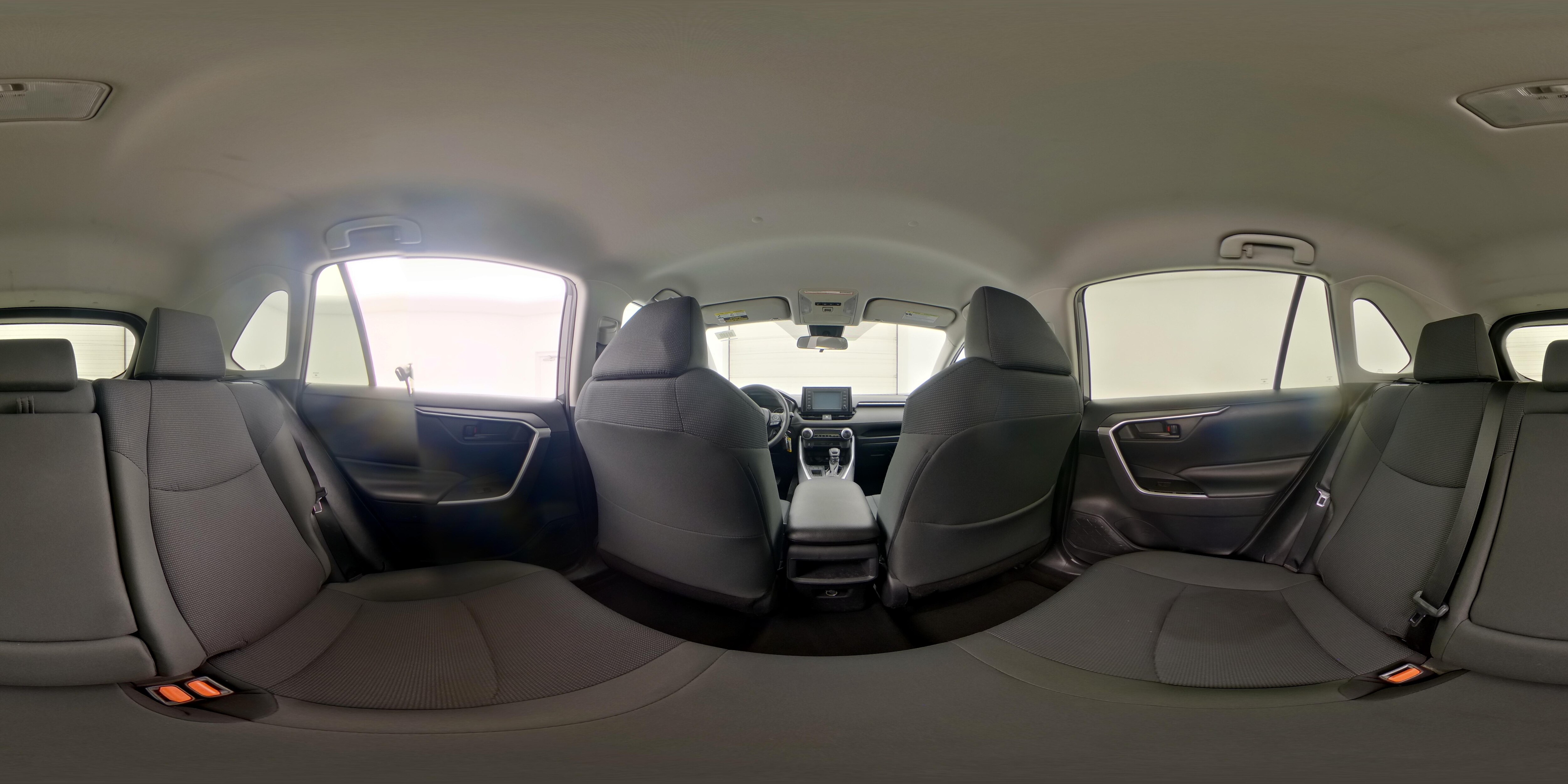 2019 Toyota RAV4 LE - Photo 26