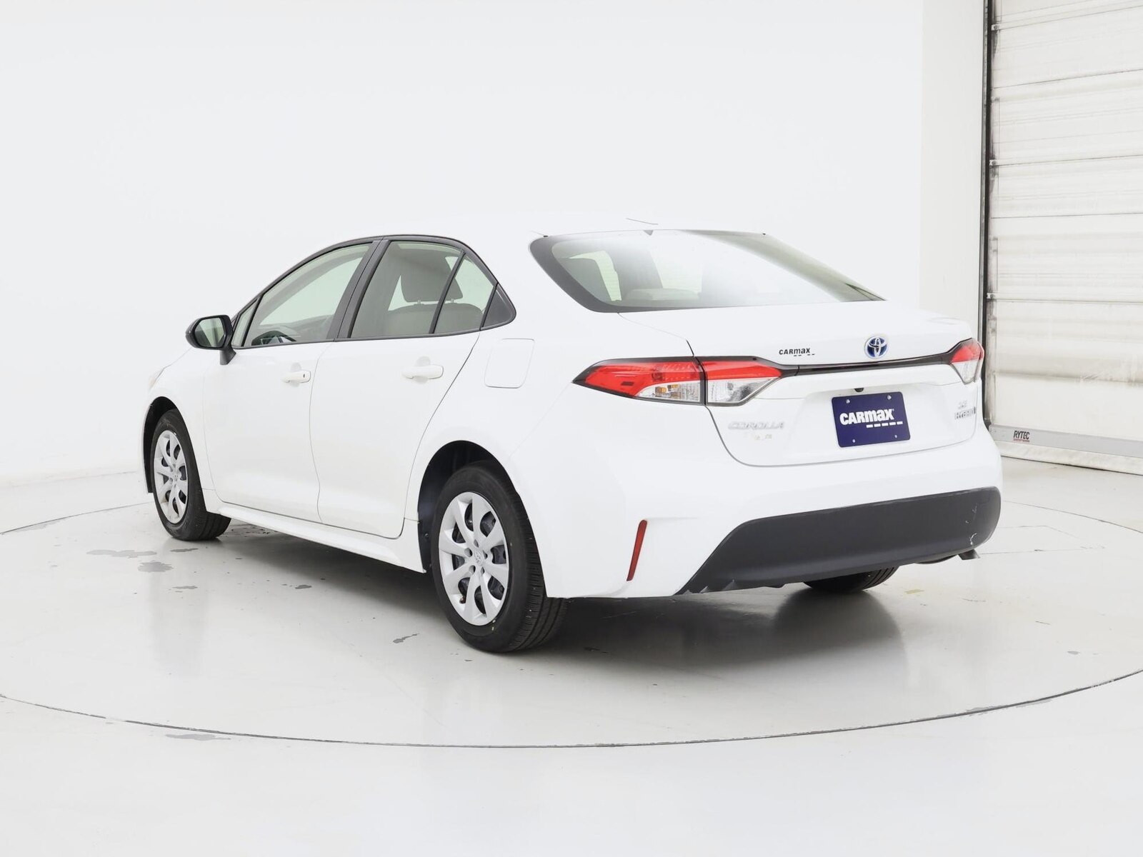2024 Toyota Corolla LE - Photo 3