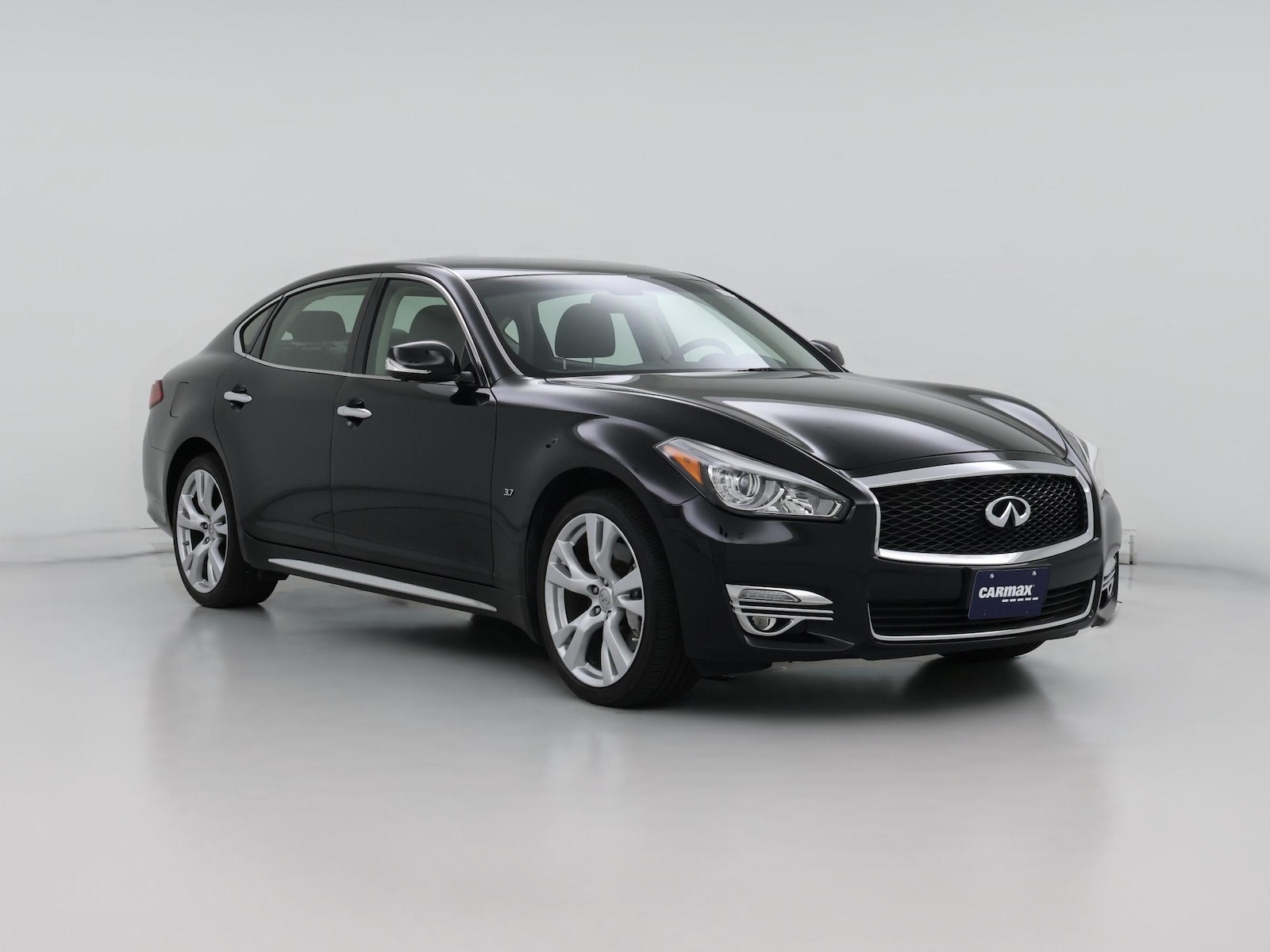 2016 INFINITI Q70L 3.7