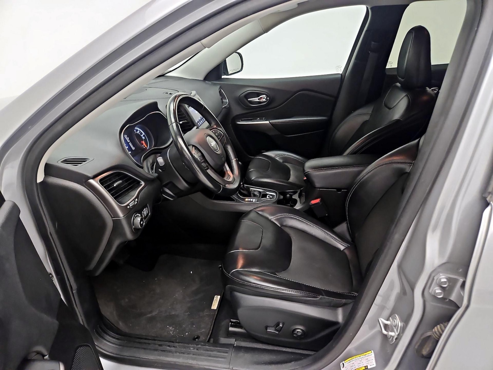 Power Seat(s) & Side Airbags