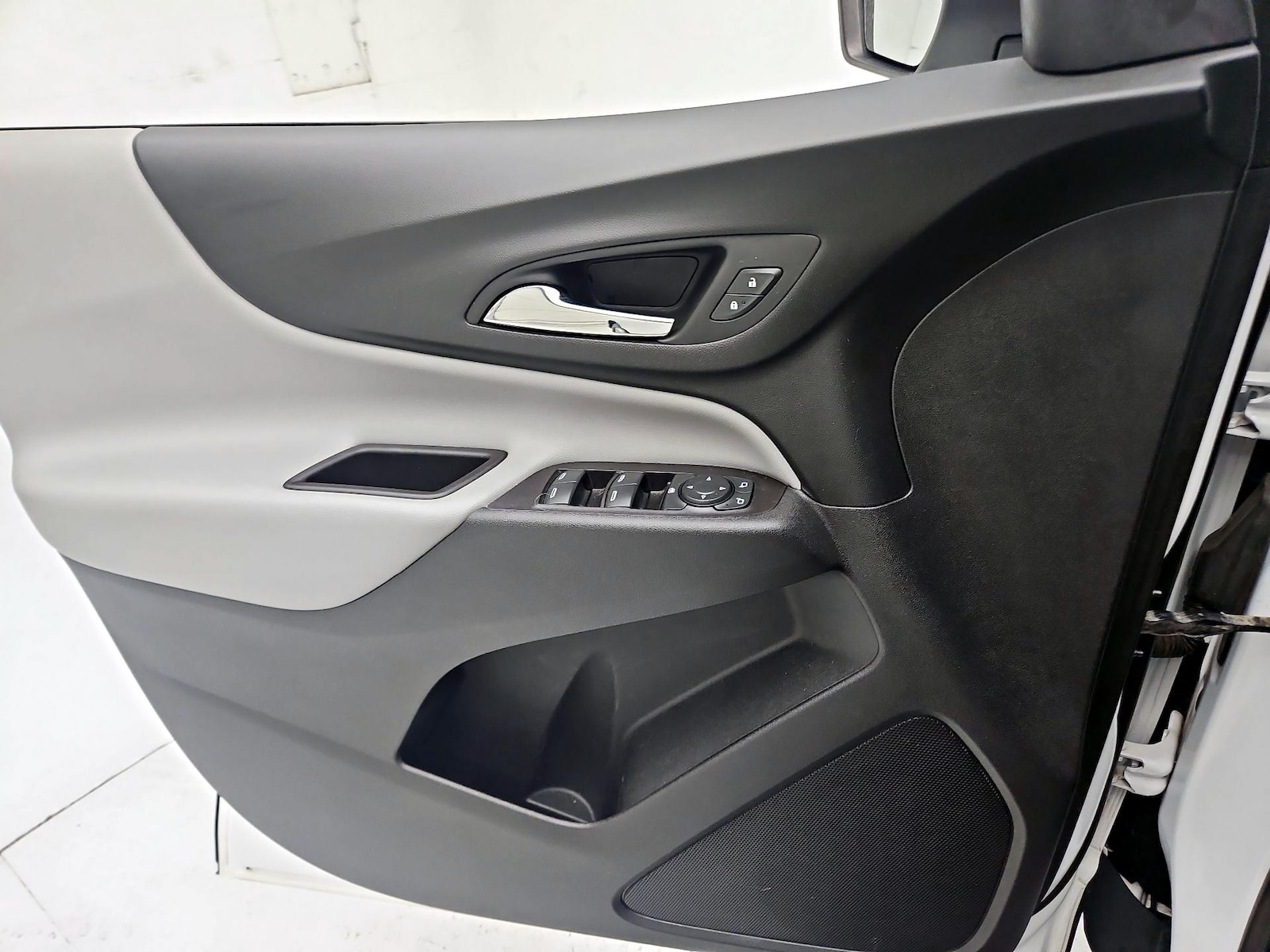 2020 Chevrolet Equinox LT - Photo 13
