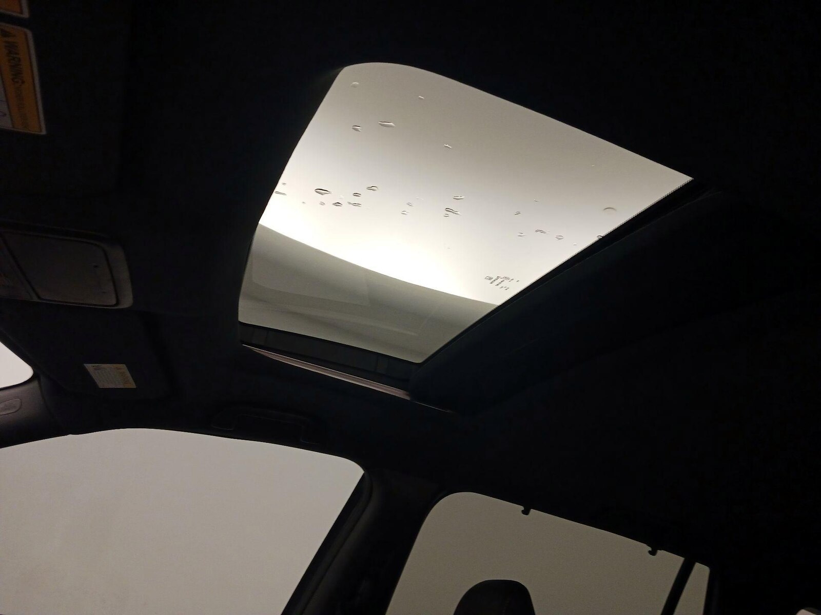 Sunroof(s) & Overhead Airbags