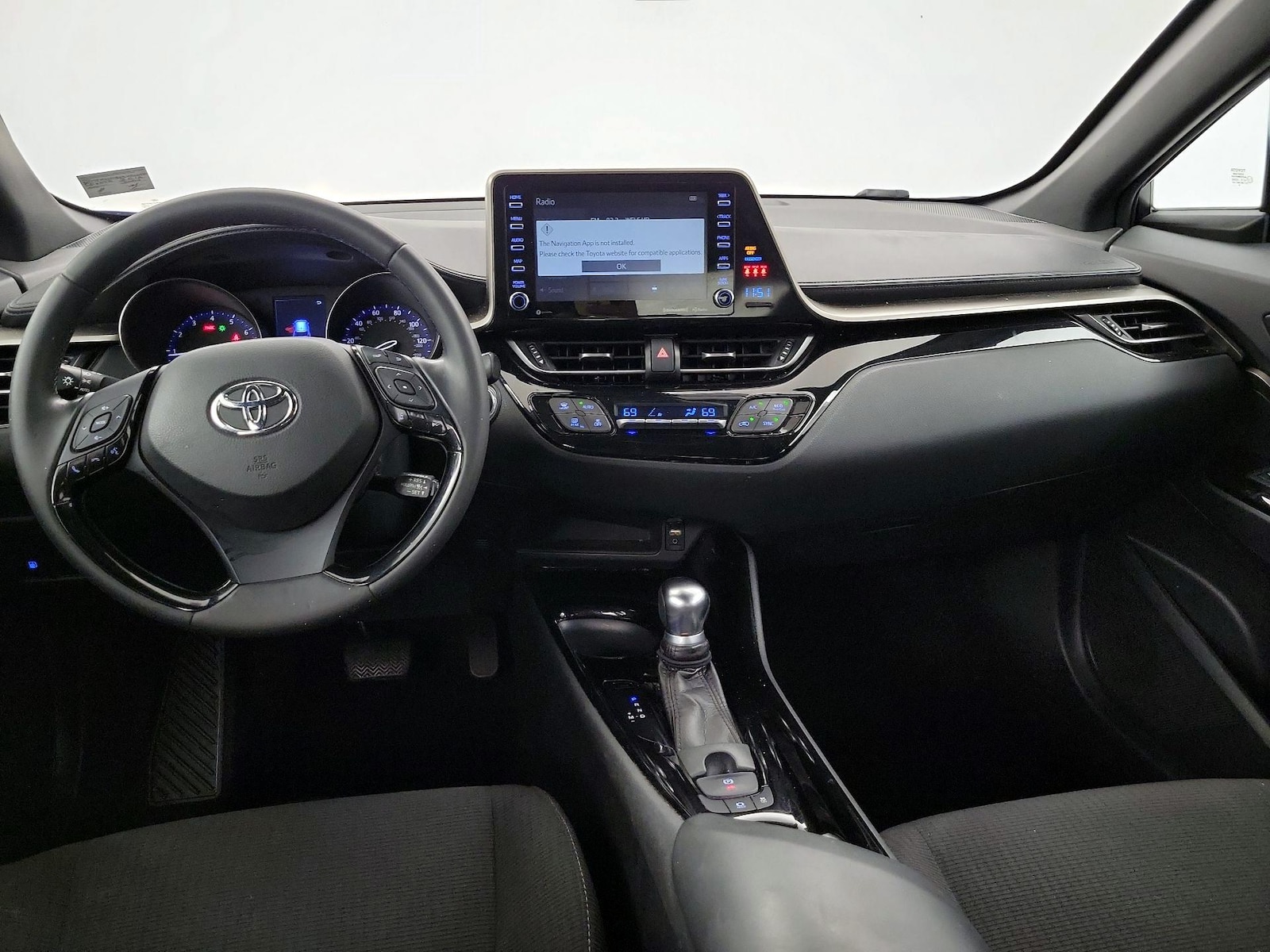 2019 Toyota C-HR XLE - Photo 10