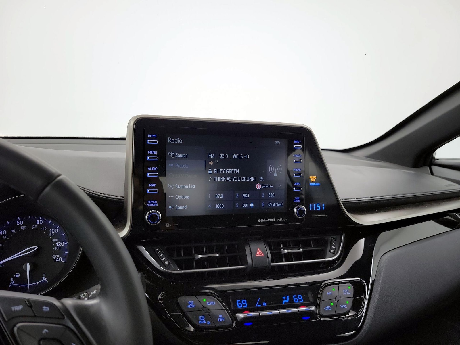 2019 Toyota C-HR XLE - Photo 16