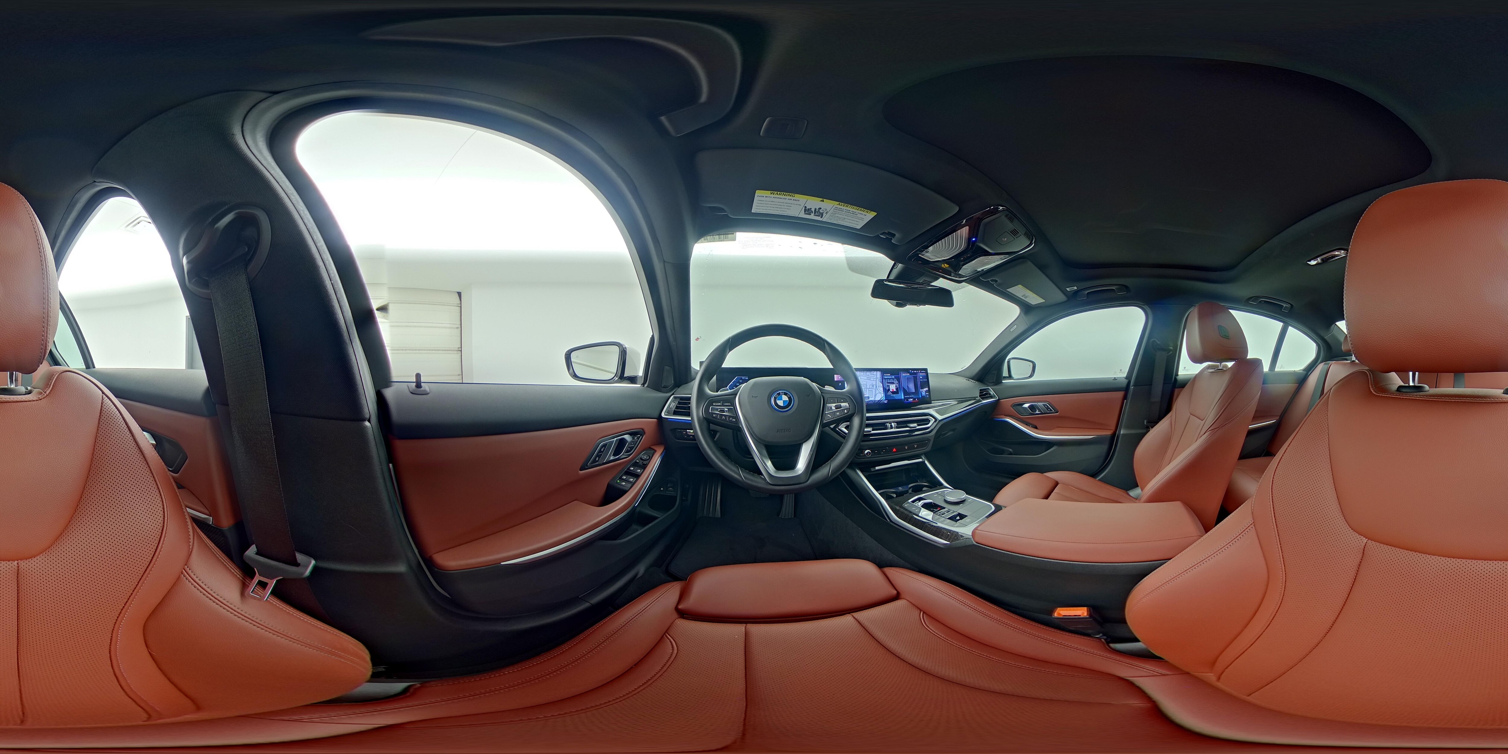 2023 BMW 3 Series 330e - Photo 28