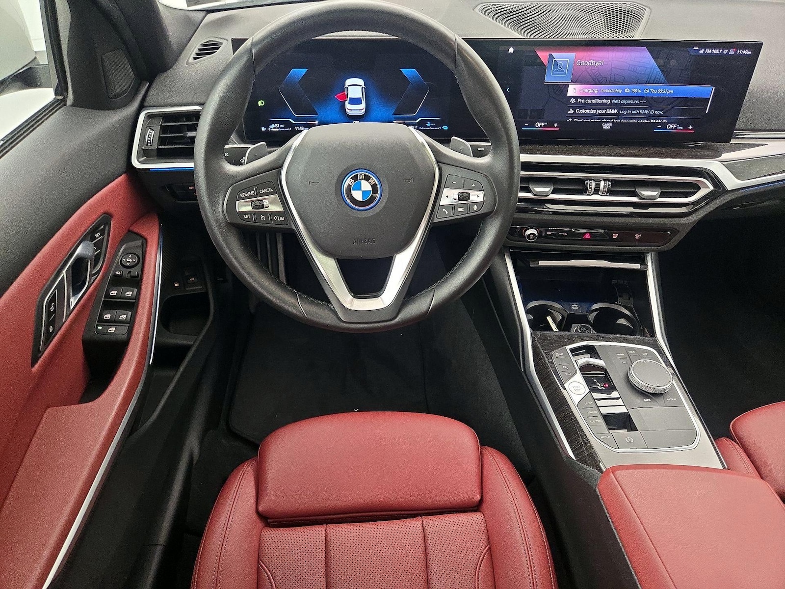 2023 BMW 3 Series 330e - Photo 11