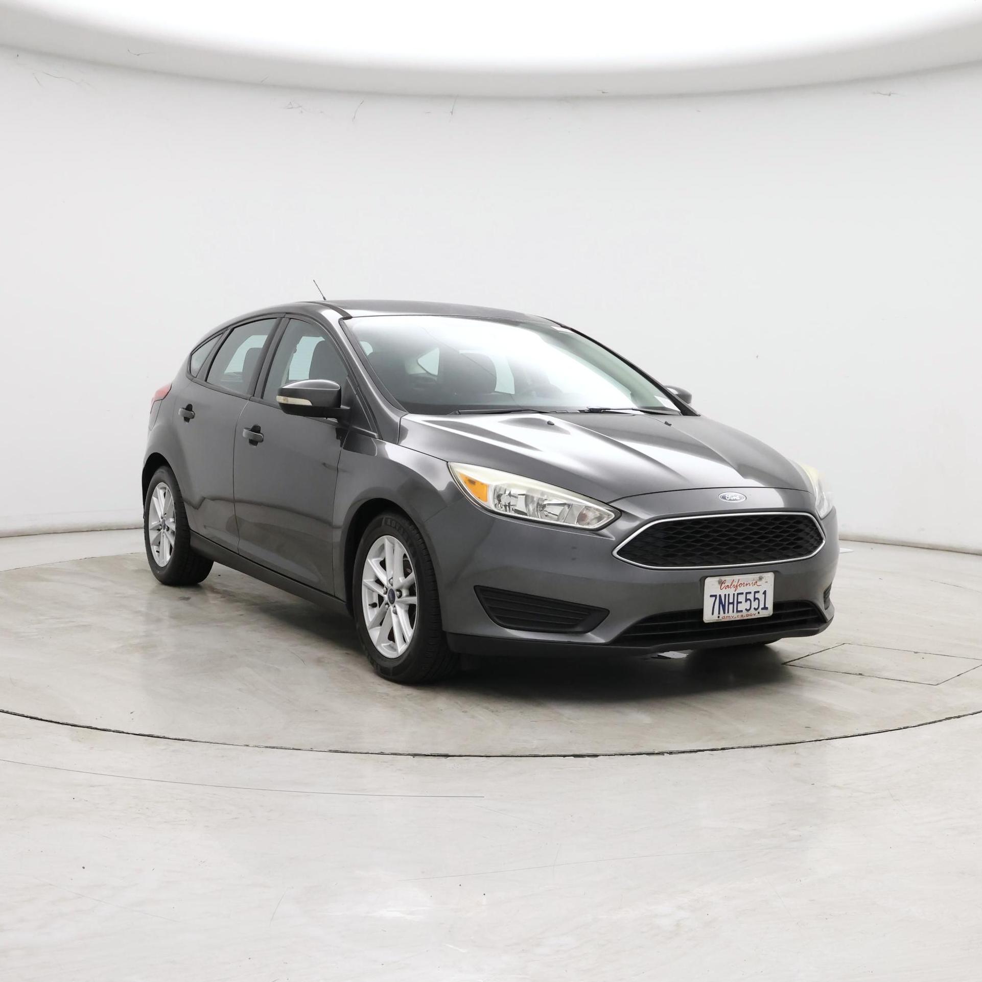 Gray 2015 Ford Focus Hatchback Front-Wheel Drive Automatic