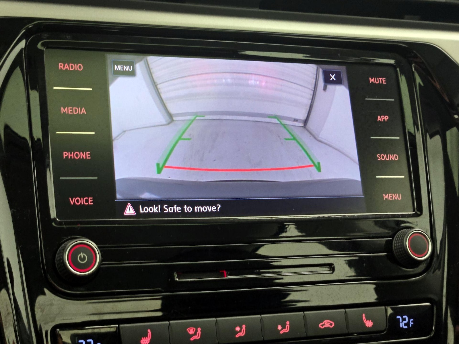 2020 Volkswagen Passat SE - Photo 15