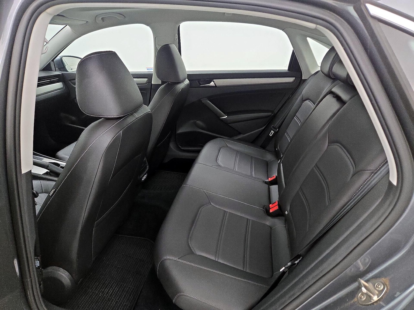2020 Volkswagen Passat SE - Photo 21
