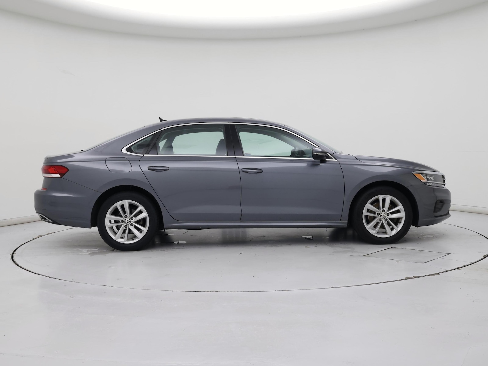 2020 Volkswagen Passat SE - Photo 8