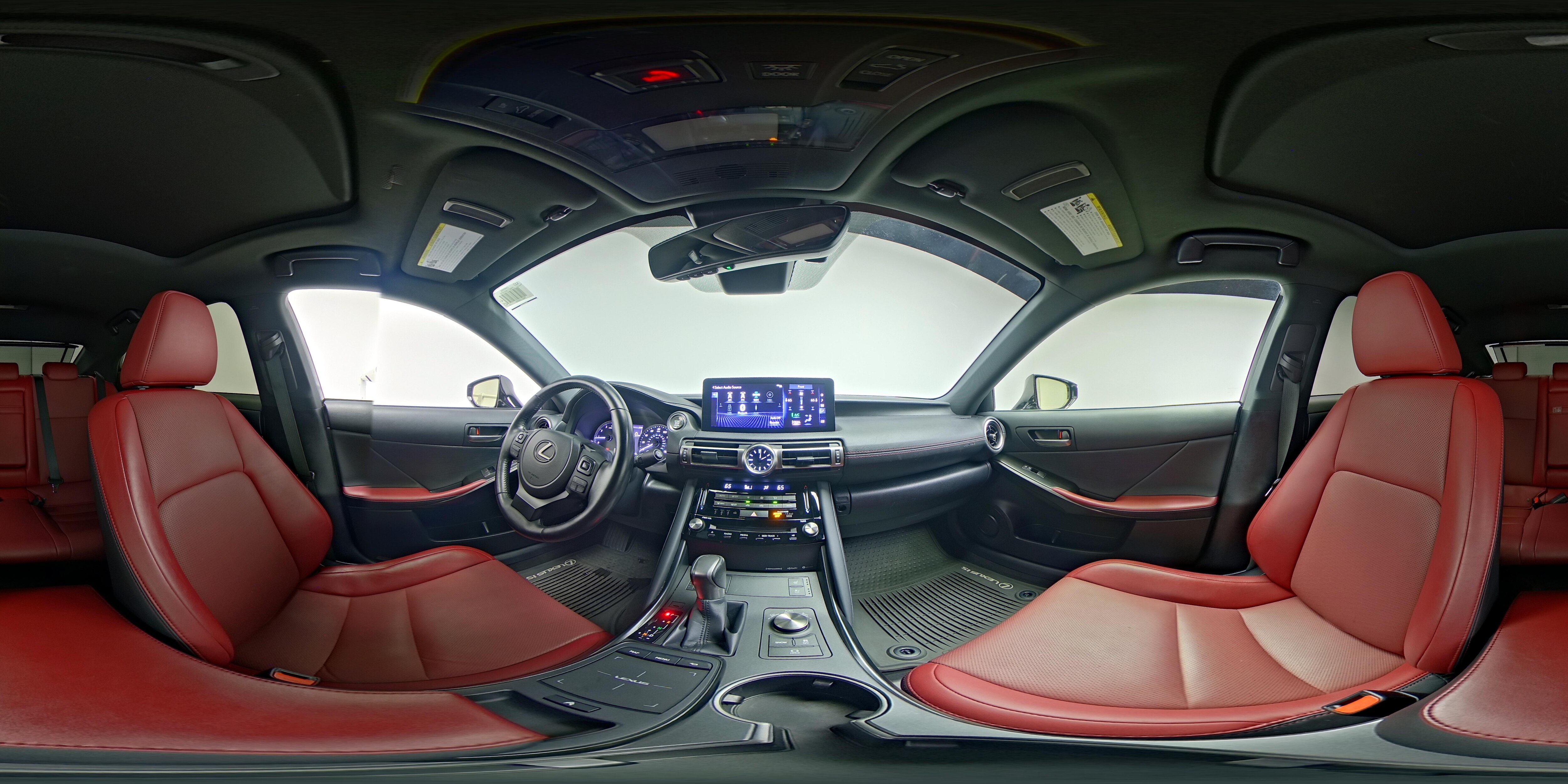 2022 Lexus IS 300 - Photo 26
