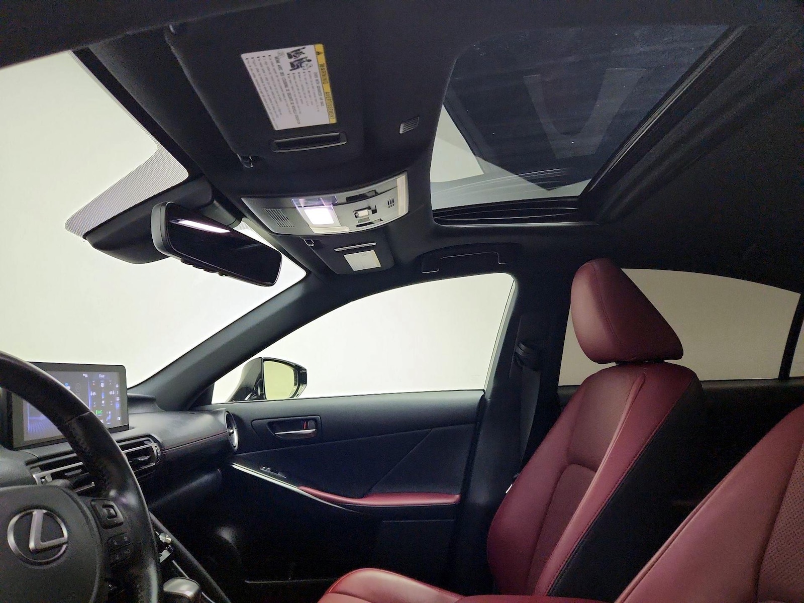 2022 Lexus IS 300 - Photo 21