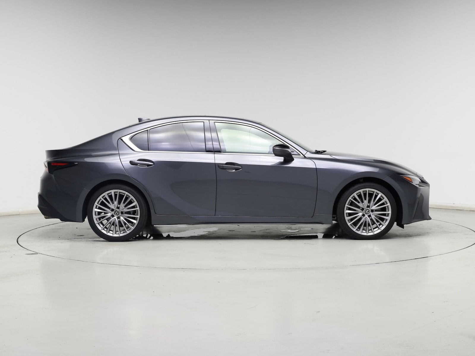 2022 Lexus IS 300 - Photo 8