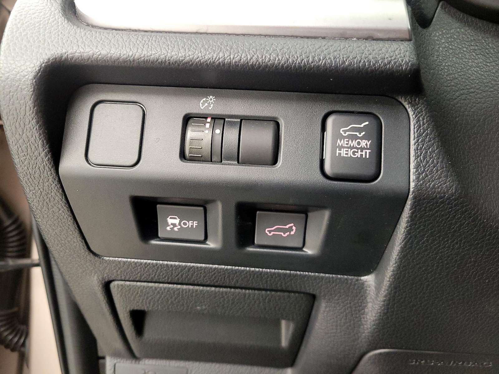 2015 Subaru Forester i Limited - Photo 12