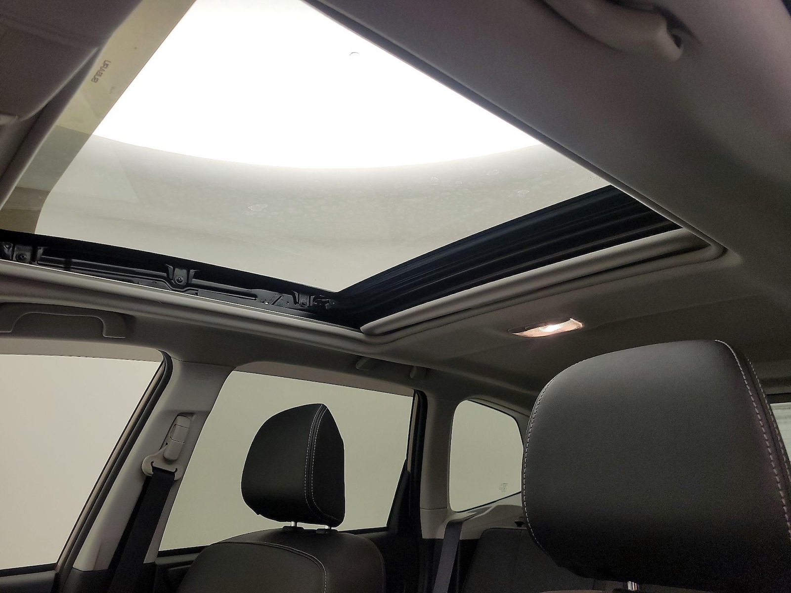 2015 Subaru Forester i Limited - Photo 18