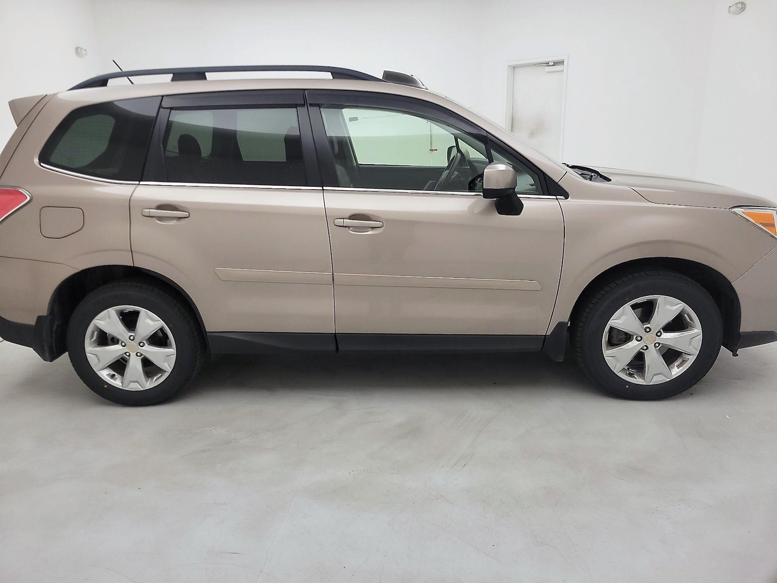 2015 Subaru Forester i Limited - Photo 4