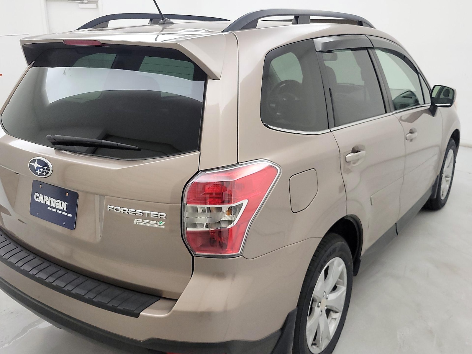 2015 Subaru Forester i Limited - Photo 5