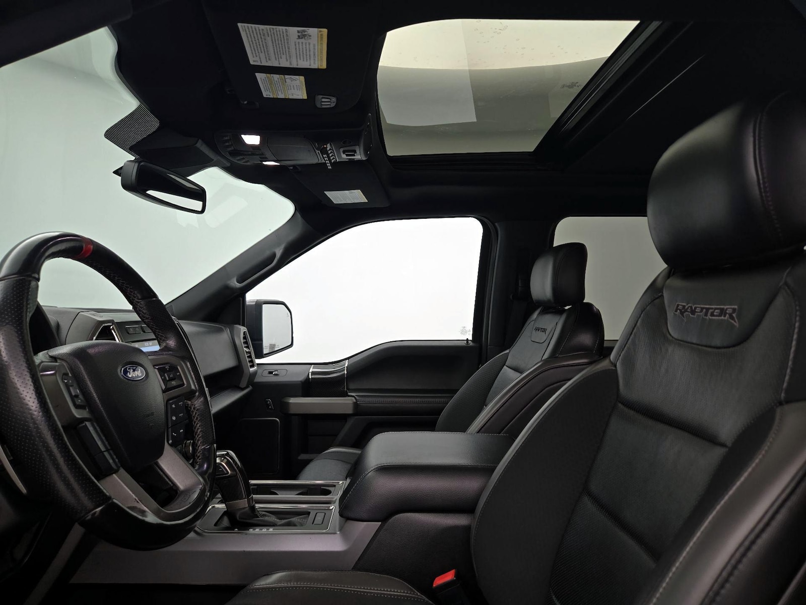 2019 Ford F-150 Raptor - Photo 21