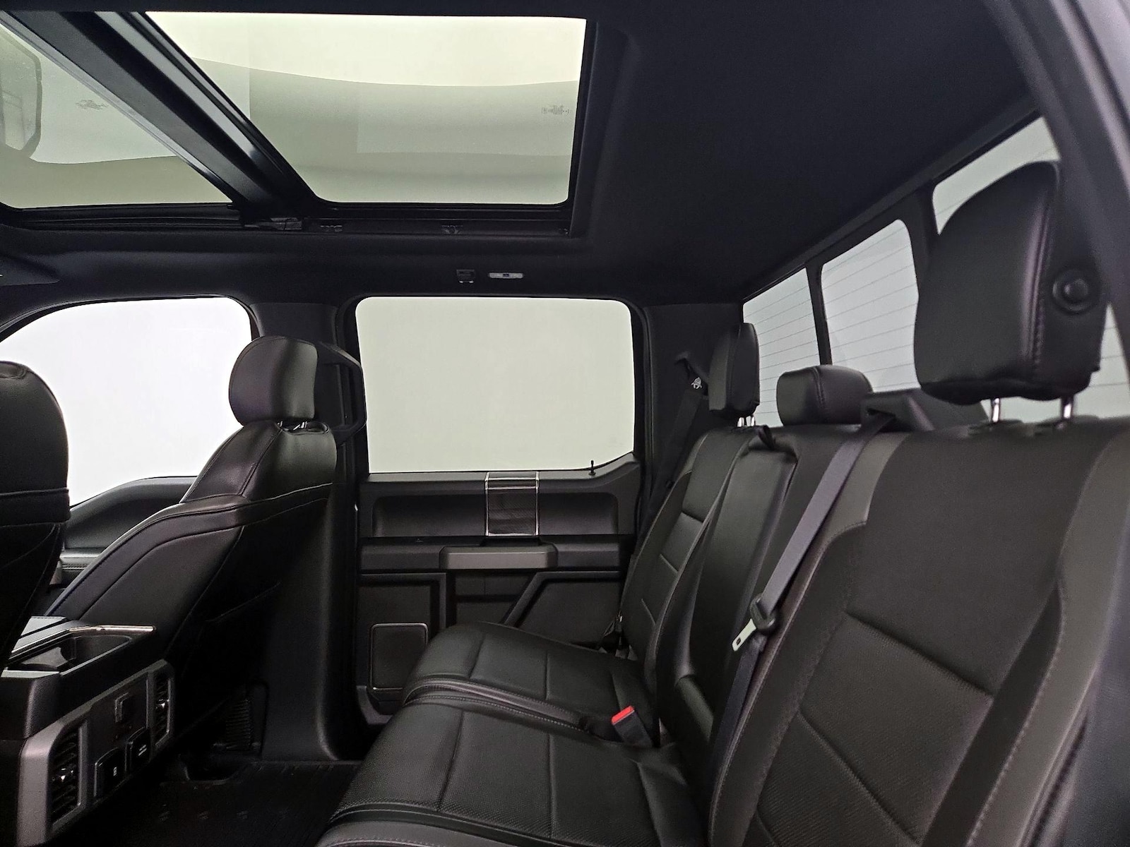 2019 Ford F-150 Raptor - Photo 25