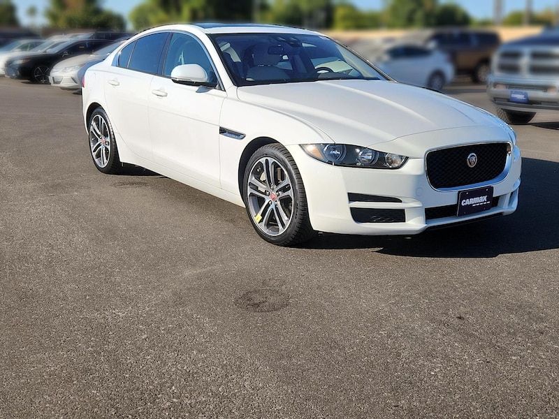 2017 Jaguar XE Premium