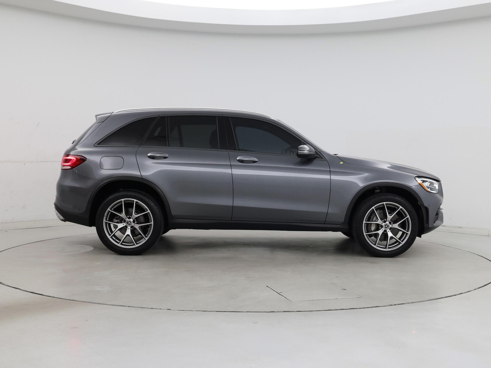 2022 Mercedes-Benz GLC GLC300 - Photo 8