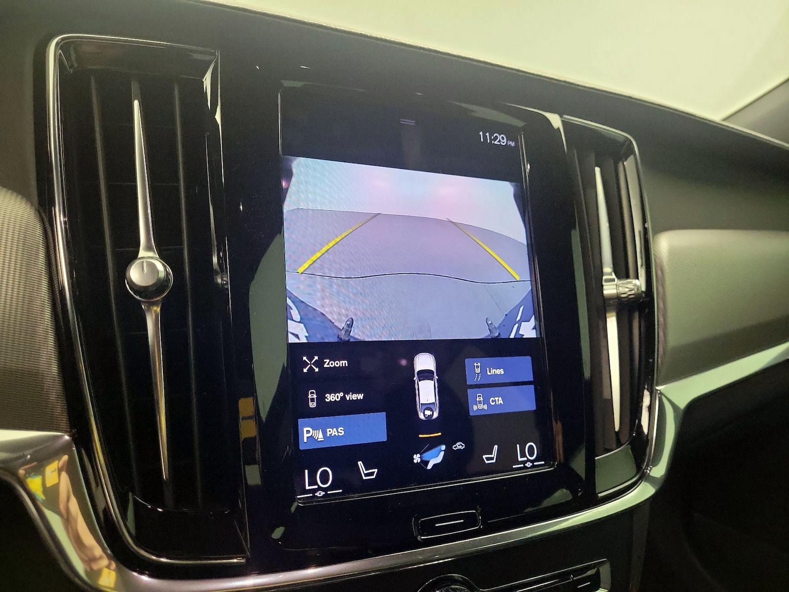 2020 Volvo S90 R-Design - Photo 16