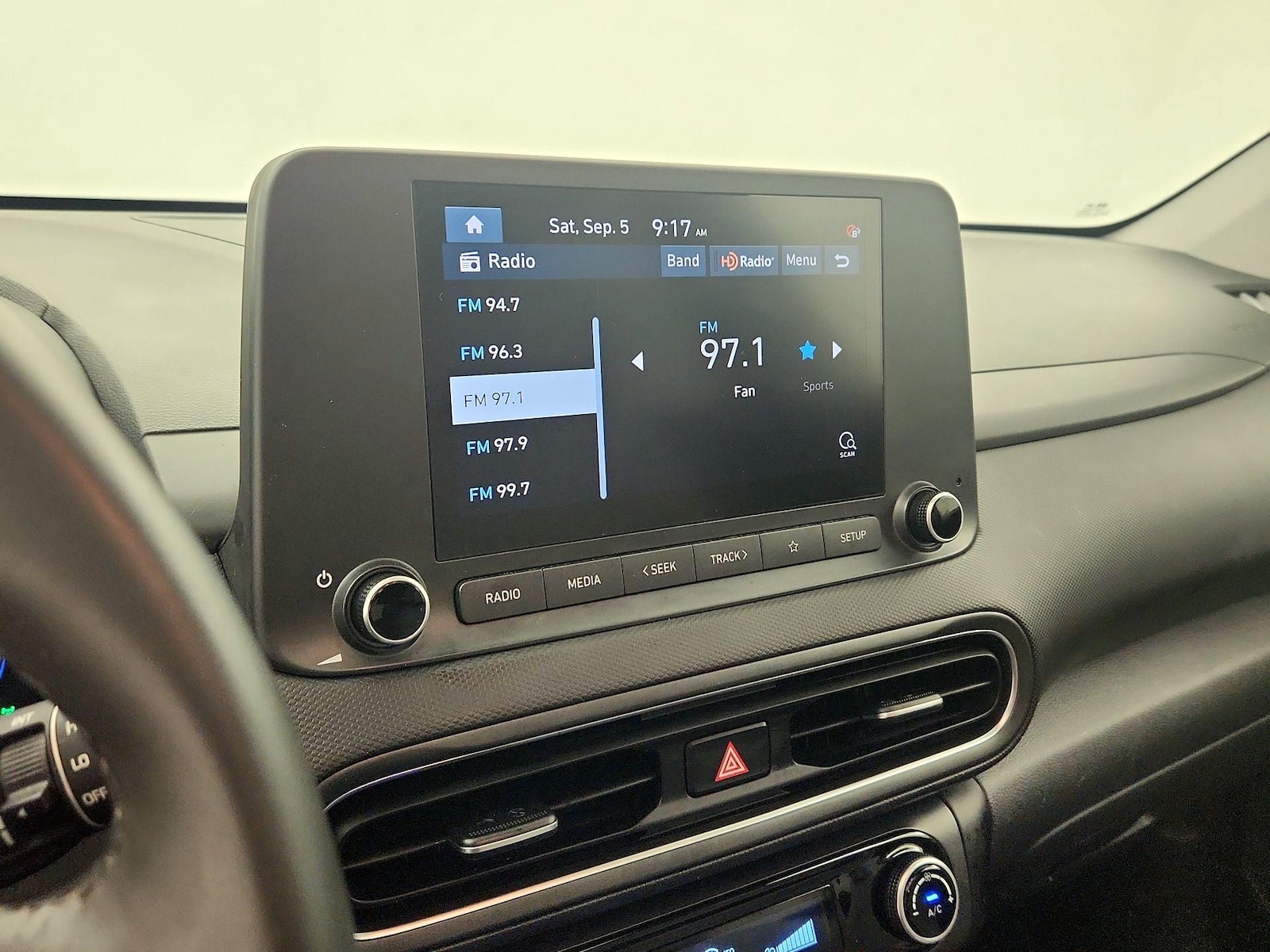 2022 Hyundai Kona SEL - Photo 14