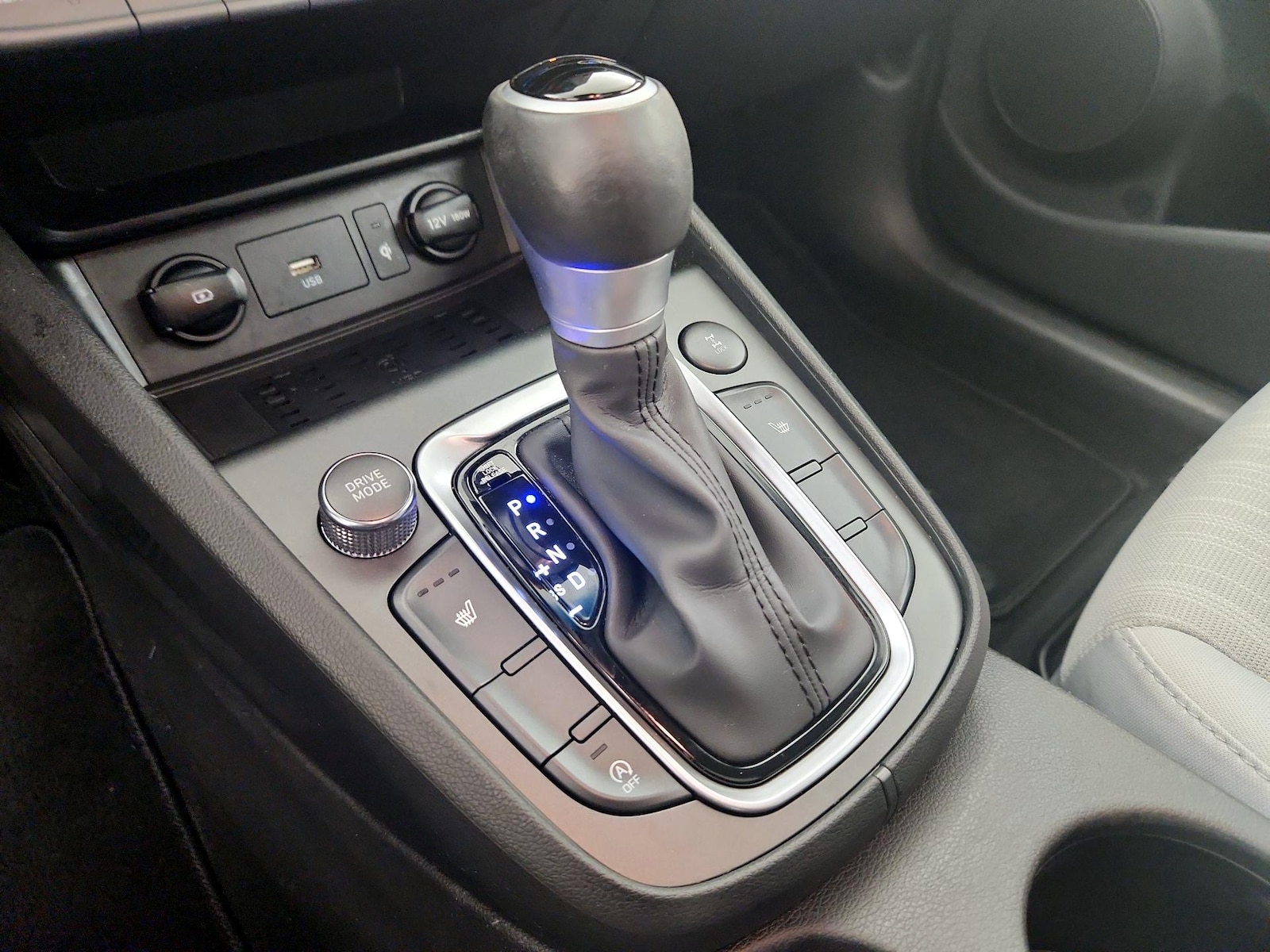 2022 Hyundai Kona SEL - Photo 16