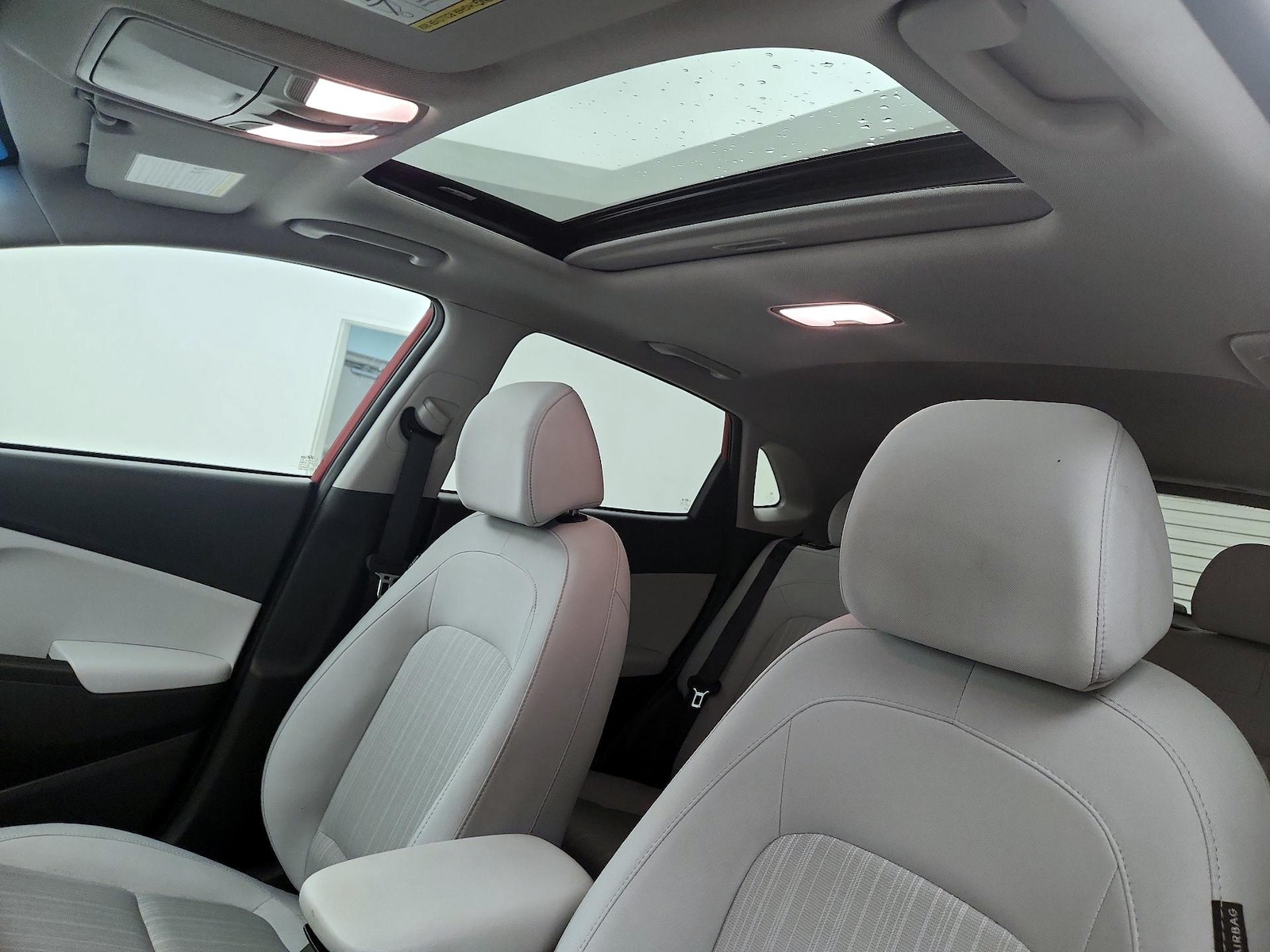 2022 Hyundai Kona SEL - Photo 18