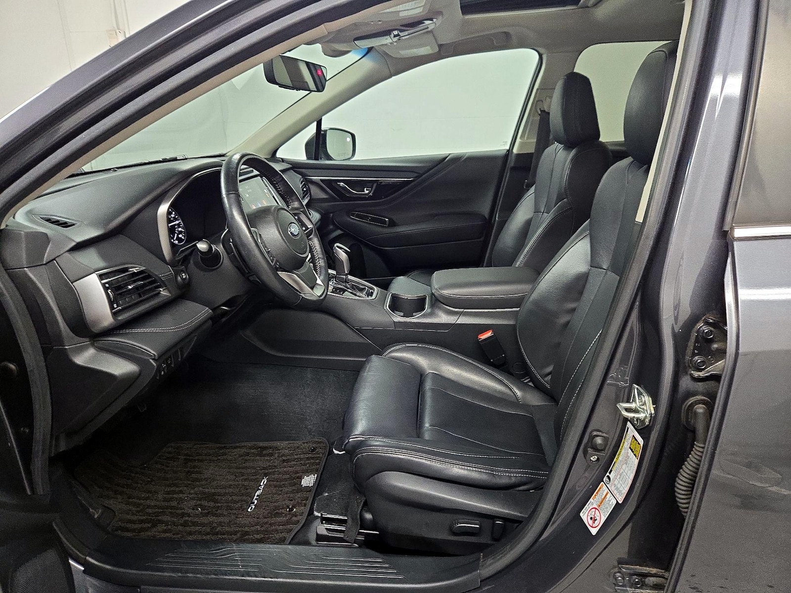 2020 Subaru Outback Limited - Photo 12