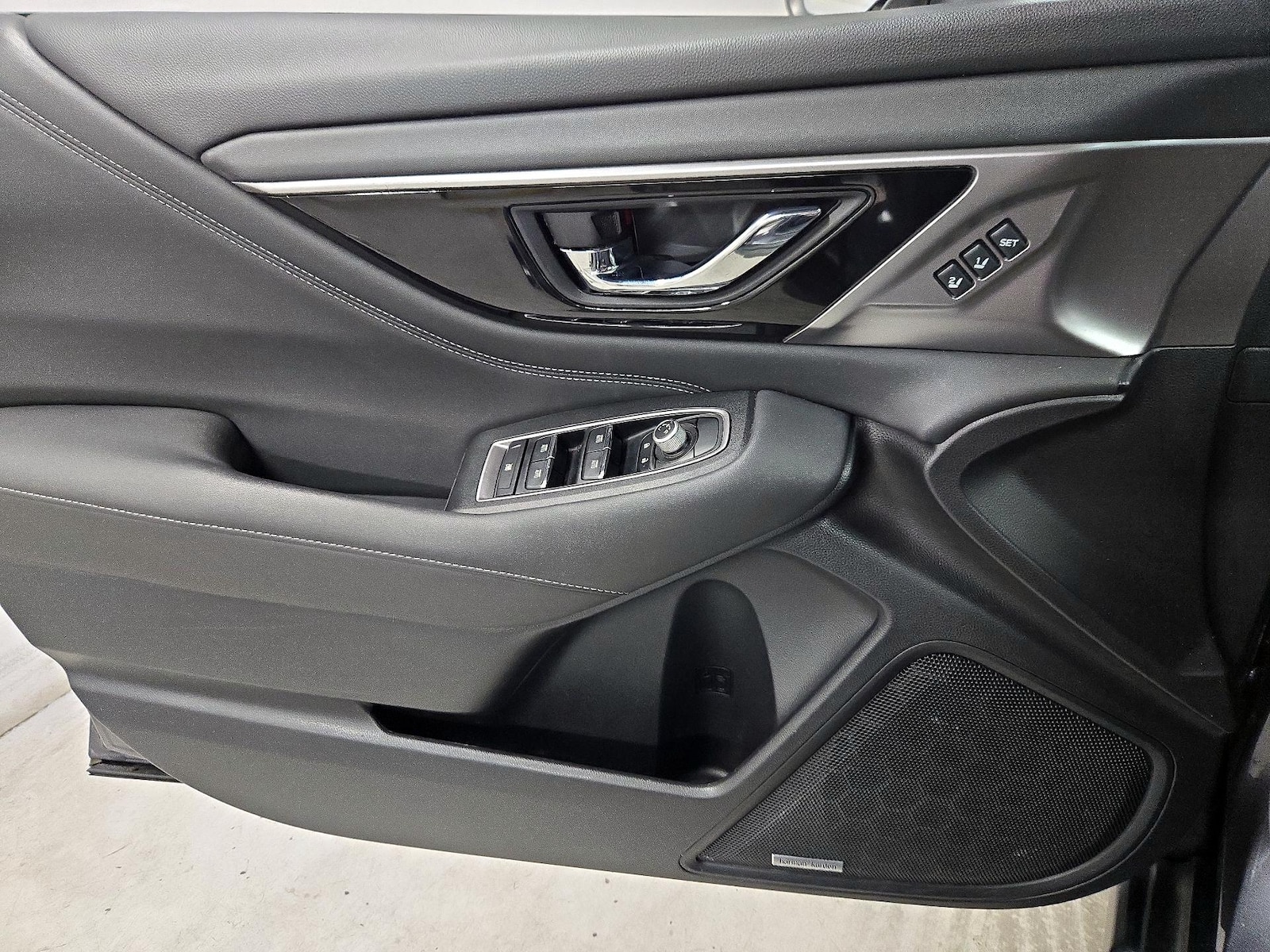 2020 Subaru Outback Limited - Photo 13