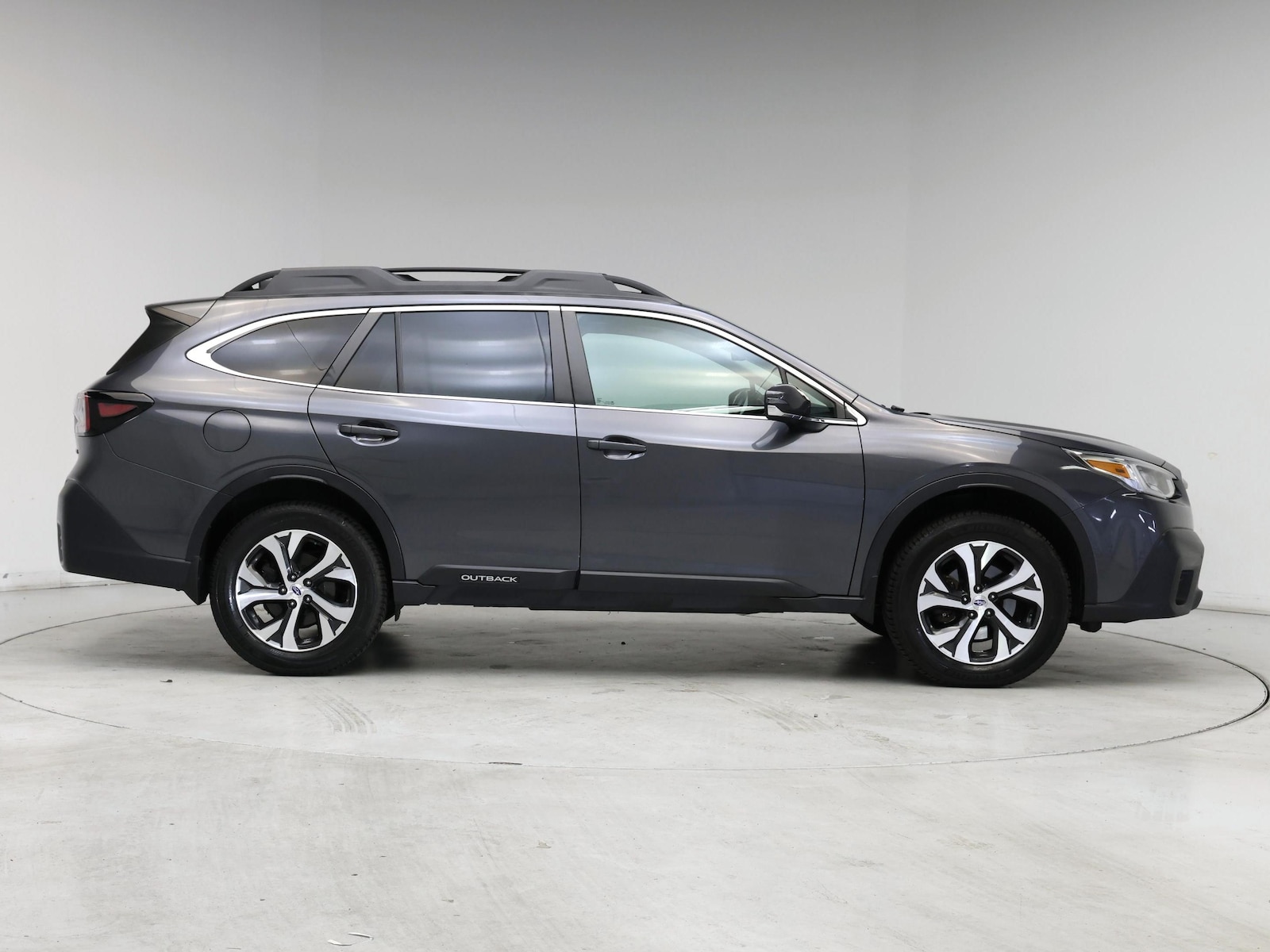 2020 Subaru Outback Limited - Photo 8