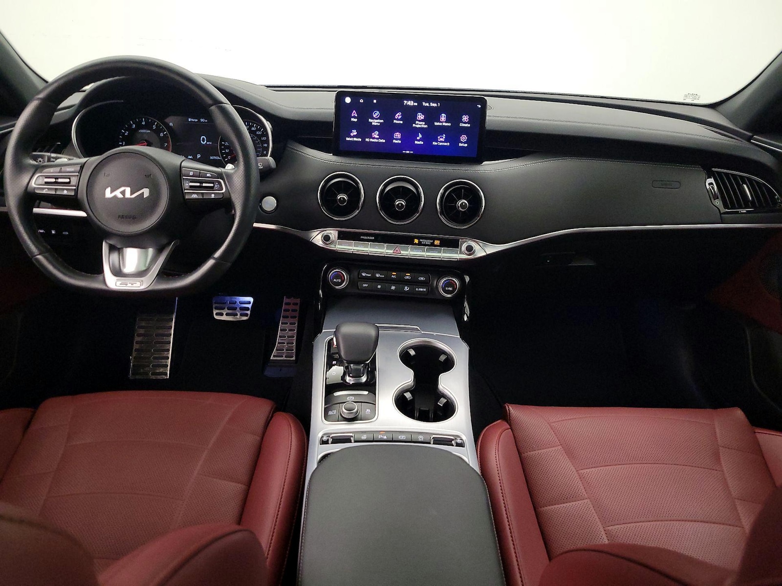 2023 Kia Stinger GT2 - Photo 10
